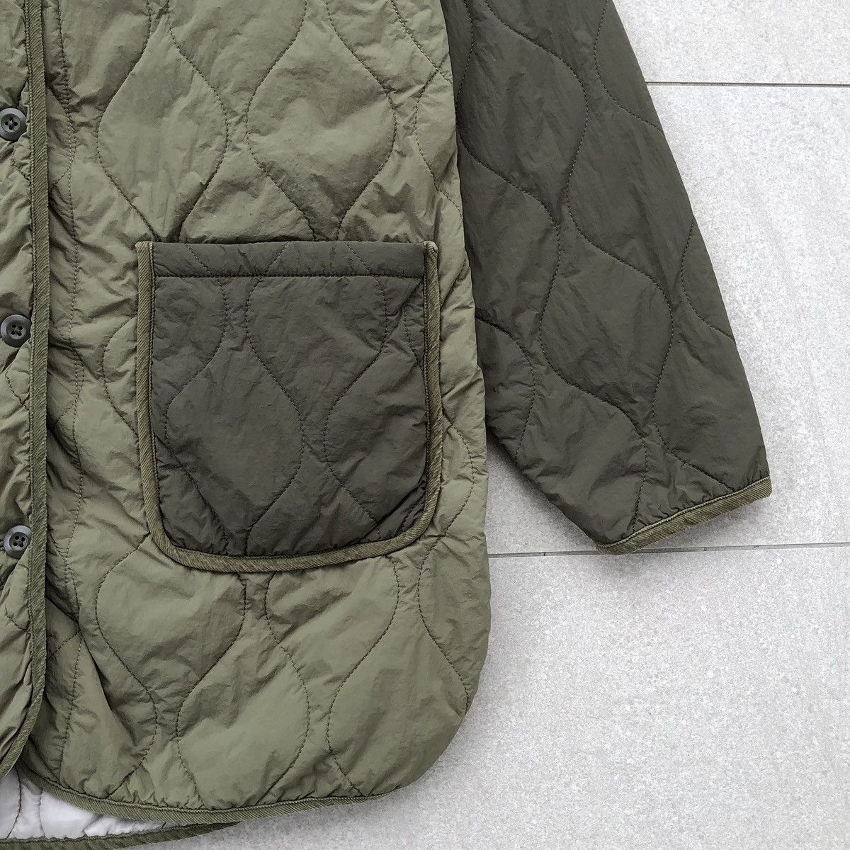 Japanese Brand Japanese Brand Quilted Lightwear Puffer Jacket Olive Green Size US L / EU 52-54 / 3 - 12 Thumbnail