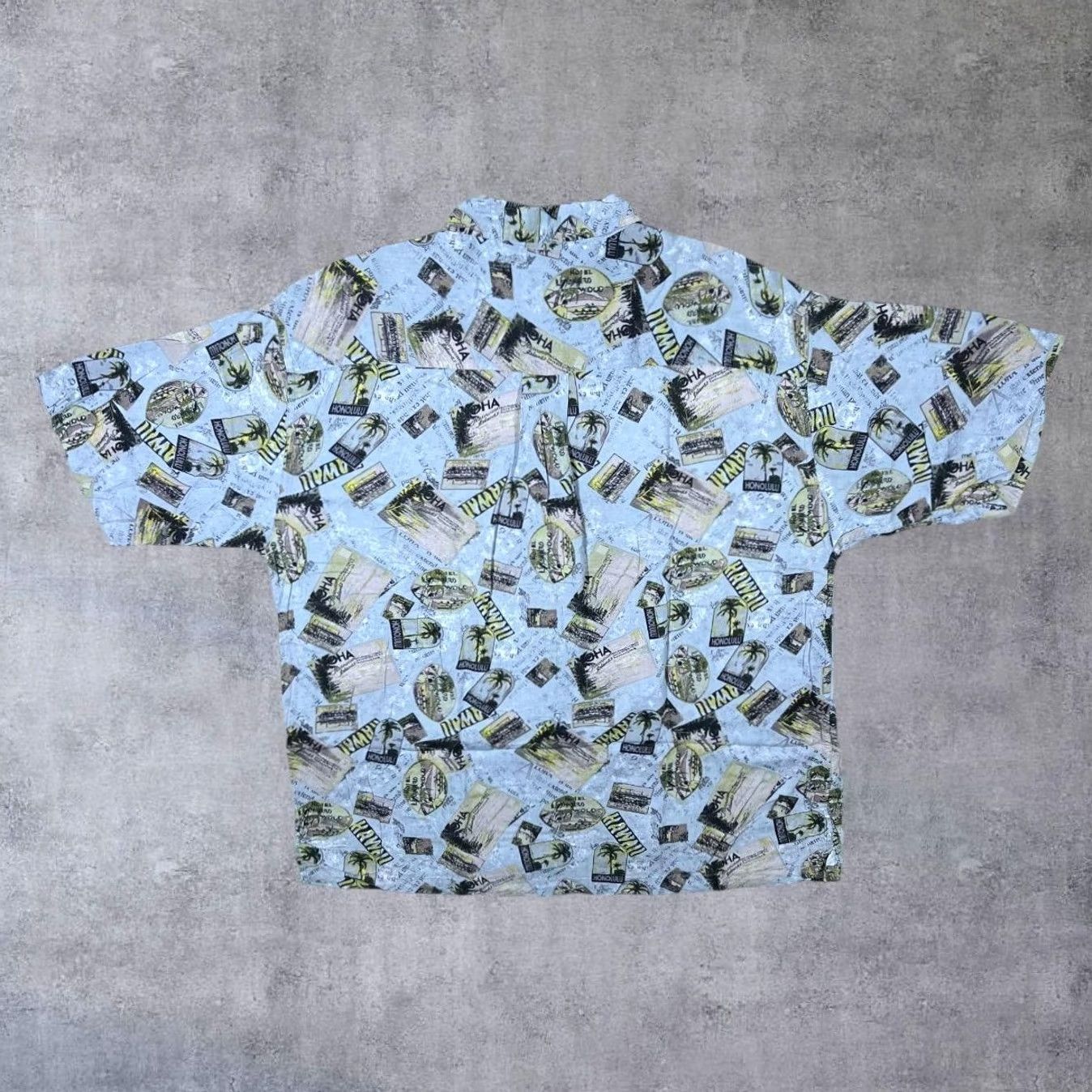 Vintage VINTAGE M.E.Sport Honolulu Hawaii Hawaiian Tropical Patterned Short Sleeve Rayon Shirt Large Regular Mens Button-Up Blue Multicoloured Floral 90s Size US L / EU 52-54 / 3 - 2 Thumbnail