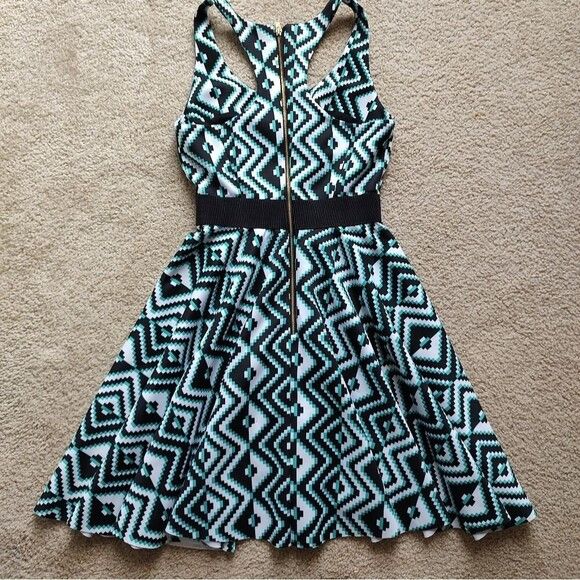 MILLY MILLY retro 50s-style fit flare dress abstract S 4 6 Size S / US 4 / IT 40 - 8 Thumbnail