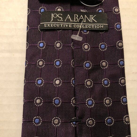 Jos. A. Bank Jos.a.bank men's new dark purple silk tie 3 1/2" X 61" Size ONE SIZE - 4 Thumbnail