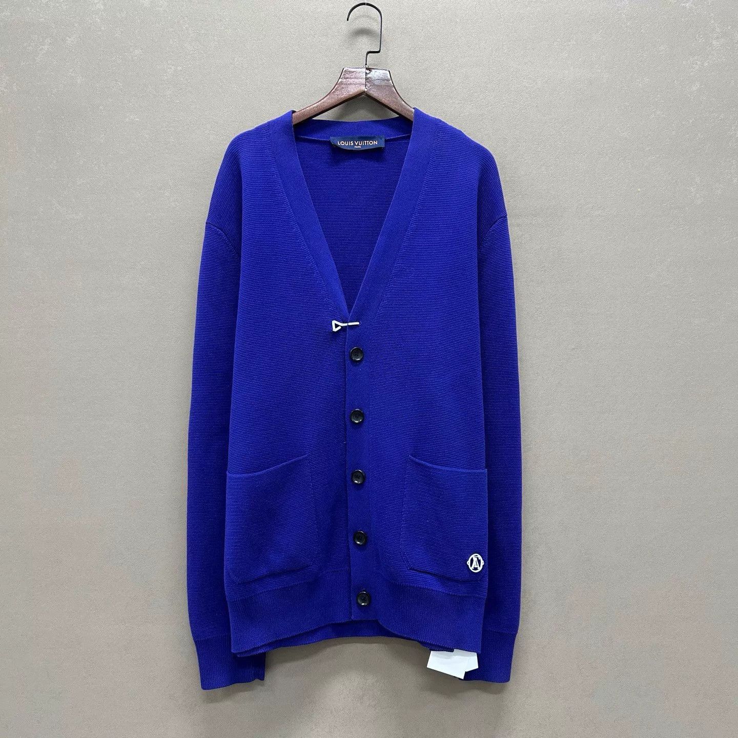 Louis Vuitton Blue V-Neck Button-Down Cardigan with Pockets Size US S / EU 44-46 / 1 - 1 Thumbnail