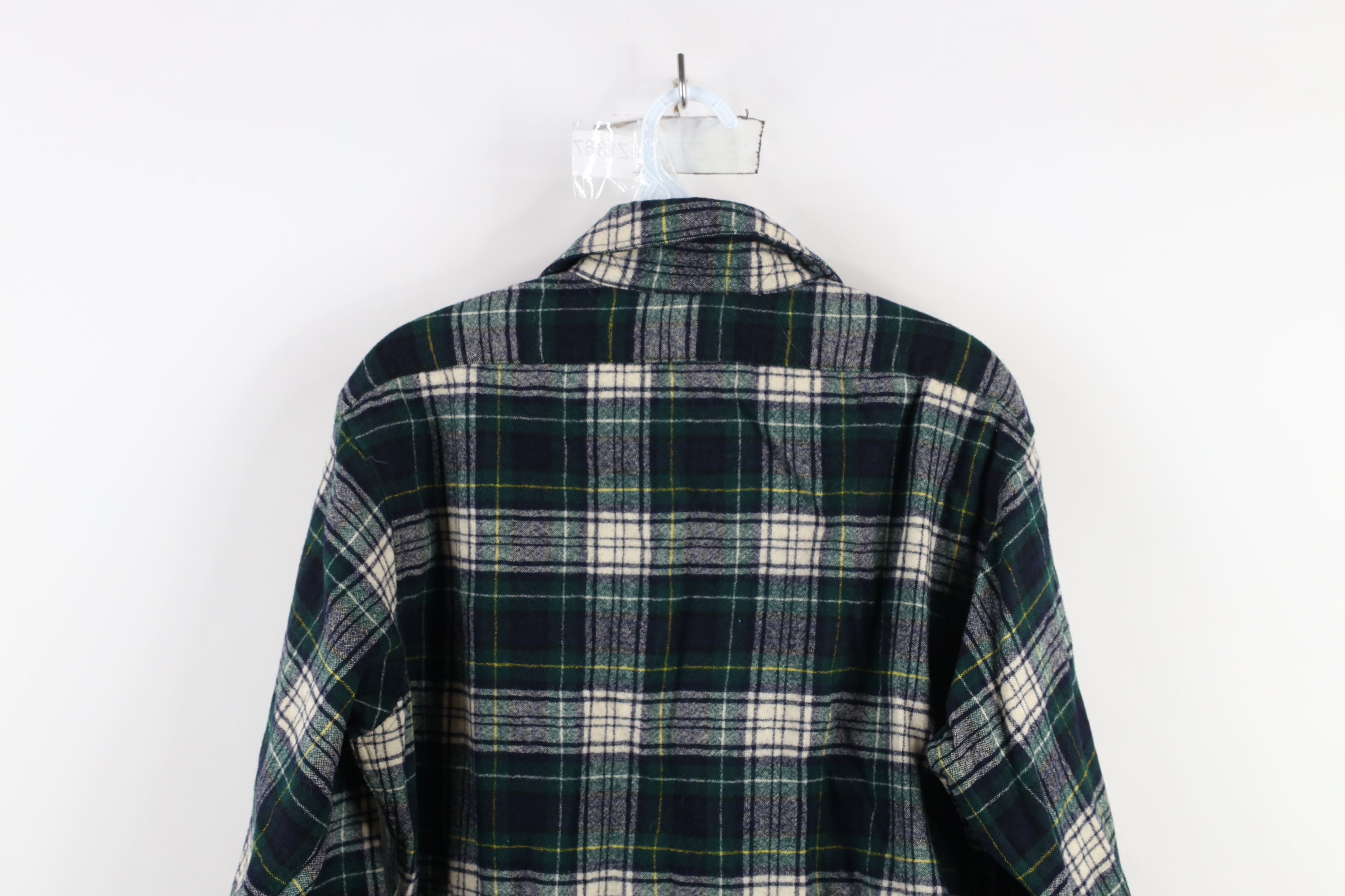 Pendleton × Vintage Vintage 70s Pendleton Virgin Collared Button Shirt Plaid USA Size US M / EU 48-50 / 2 - 11 Thumbnail