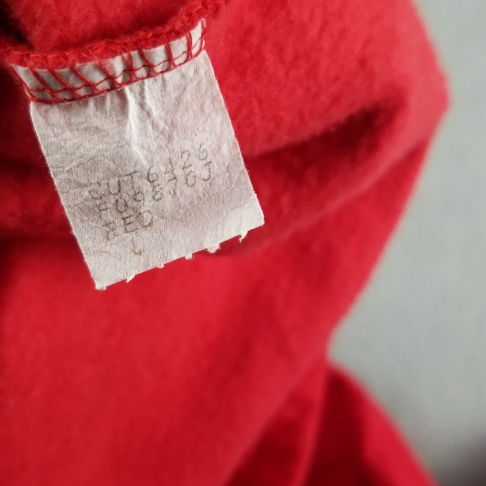 Tommy Hilfiger VINTAGE Tommy Hilfiger Jeans Sweatshirt Men L Crew Neck Logo Red 90s Mens Size US L / EU 52-54 / 3 - 7 Thumbnail