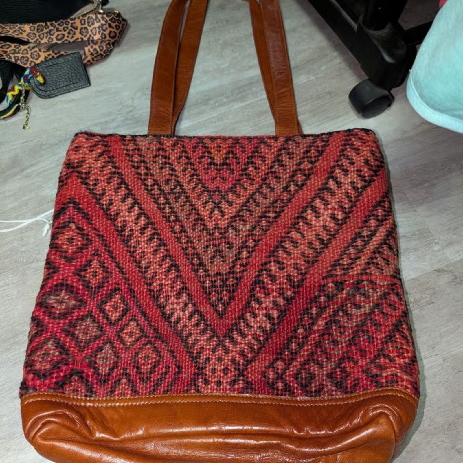 Unknown London Trendy Boutique Red and Brown Geometric Tote Size ONE SIZE - 2 Thumbnail