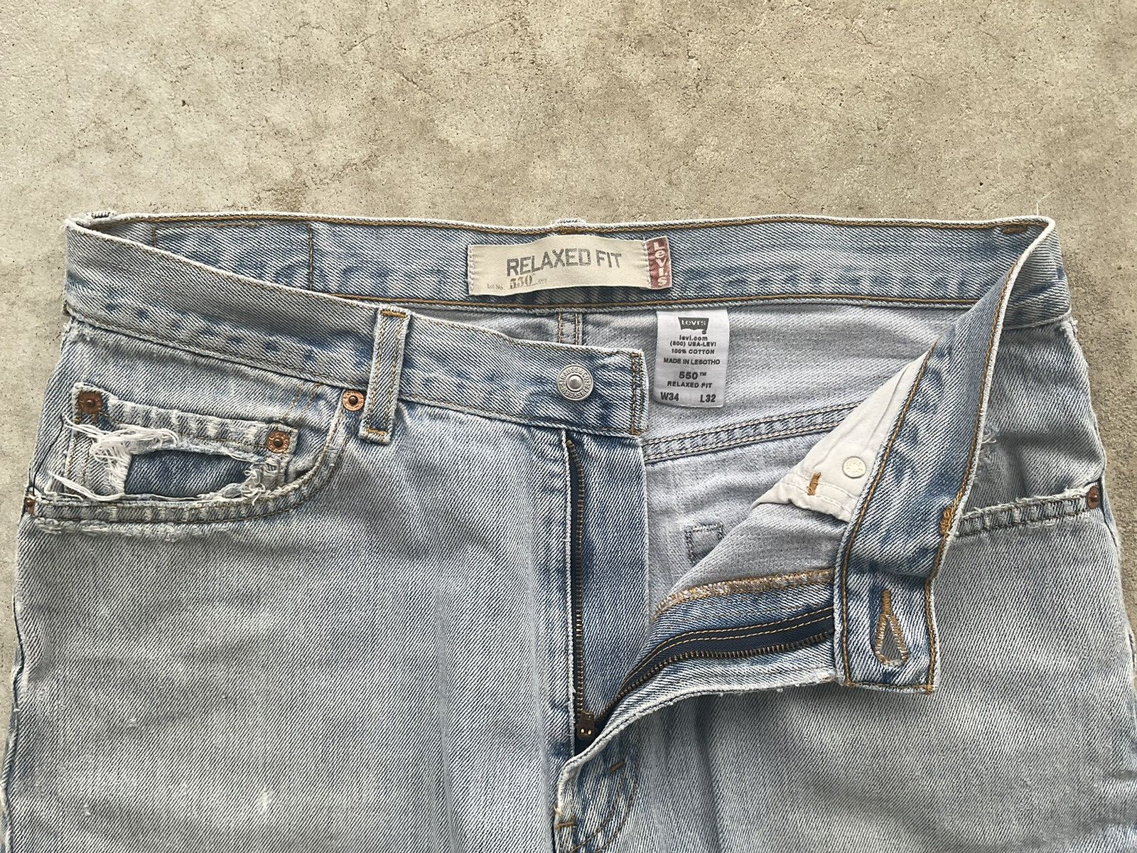 Levi's Vintage Clothing distressed 550 levi’s Size US 34 / EU 50 - 3 Thumbnail