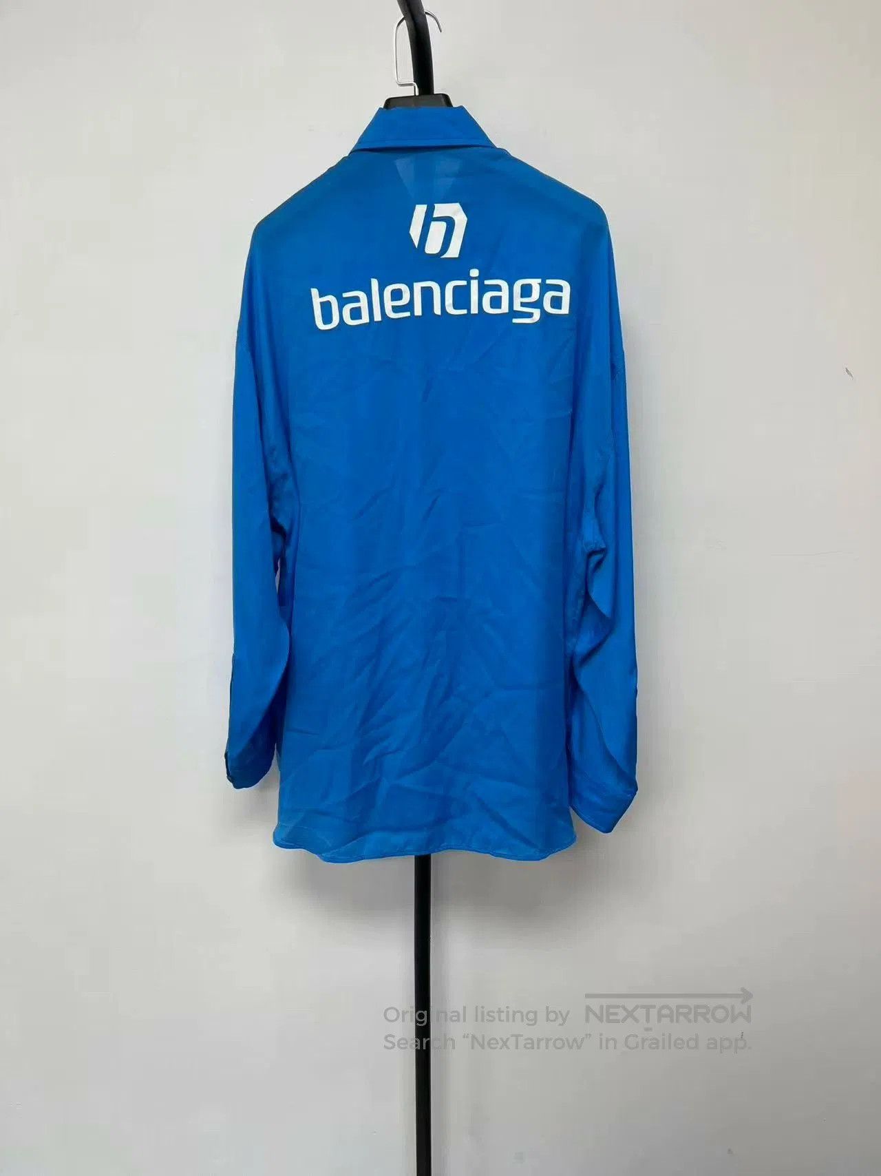 Balenciaga Balenciaga Silk Letter Long-Sleeve Shirt. Size XS / US 0-2 / IT 36-38 - 2 Thumbnail