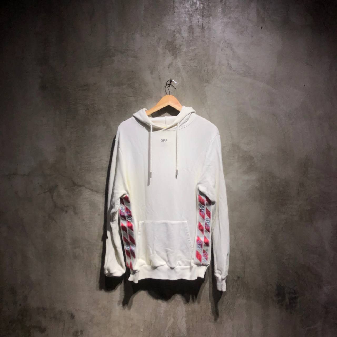 Off-White Off-White Side Tape Pull over hoodie Size US M / EU 48-50 / 2 - 1 Thumbnail