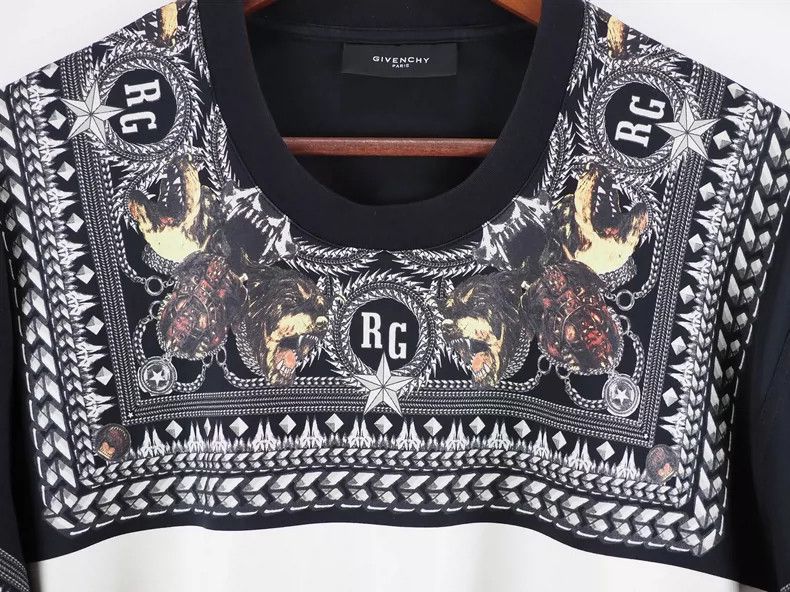 Givenchy Givenchy 11FW black skirt dog short sleeve 2506-Nextarrow Size US S / EU 44-46 / 1 - 6 Thumbnail