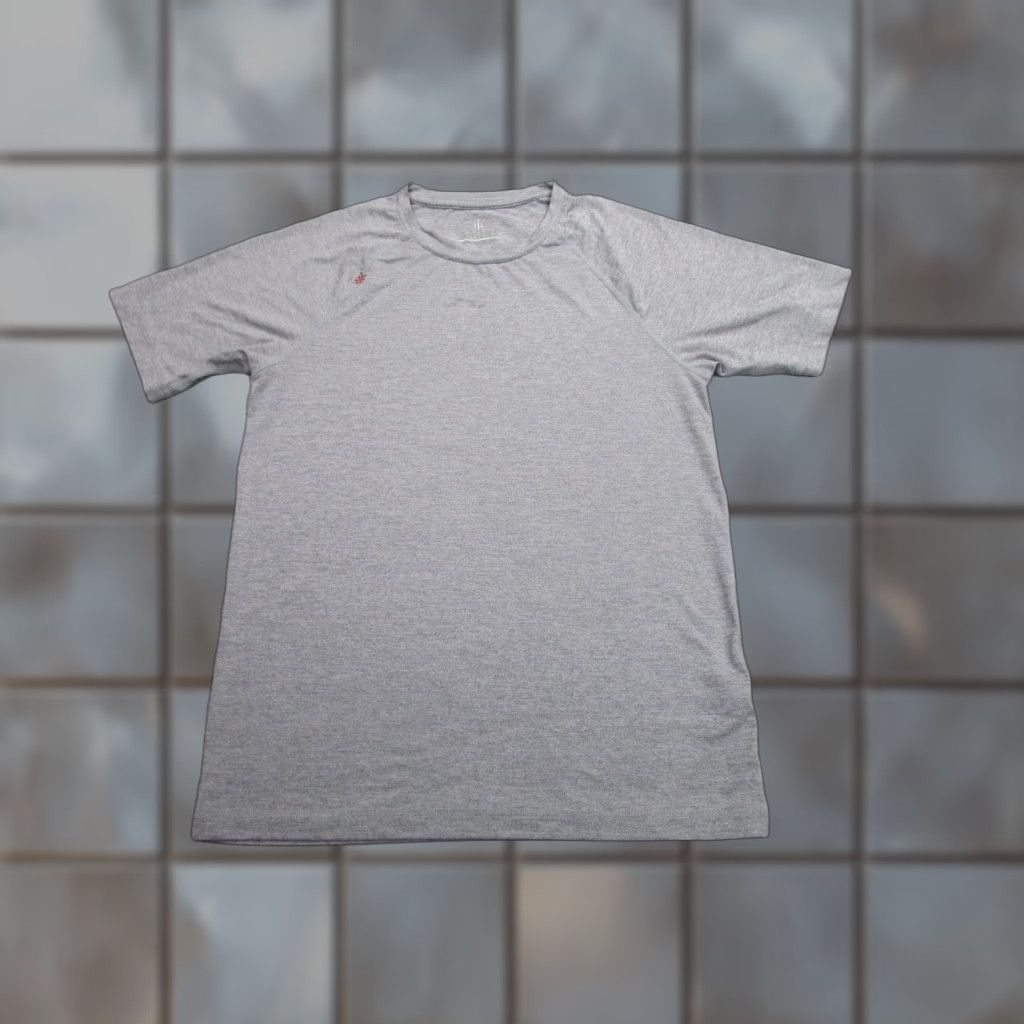 Rhone VINTAGE Rhone Men's Activewear T-Shirt Small Gray Performance Yoga Workout Gym Short Sleeve Pullover Size US S / EU 44-46 / 1 - 1 Thumbnail
