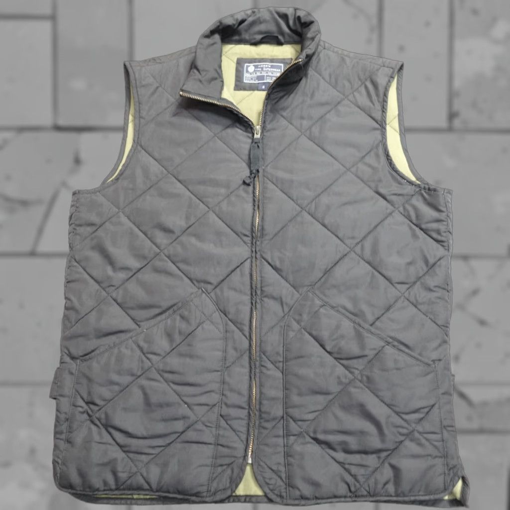 J.Crew J.Crew Vest Mens Black Quilted Full Zip Polyester Size US S / EU 44-46 / 1 - 1 Thumbnail
