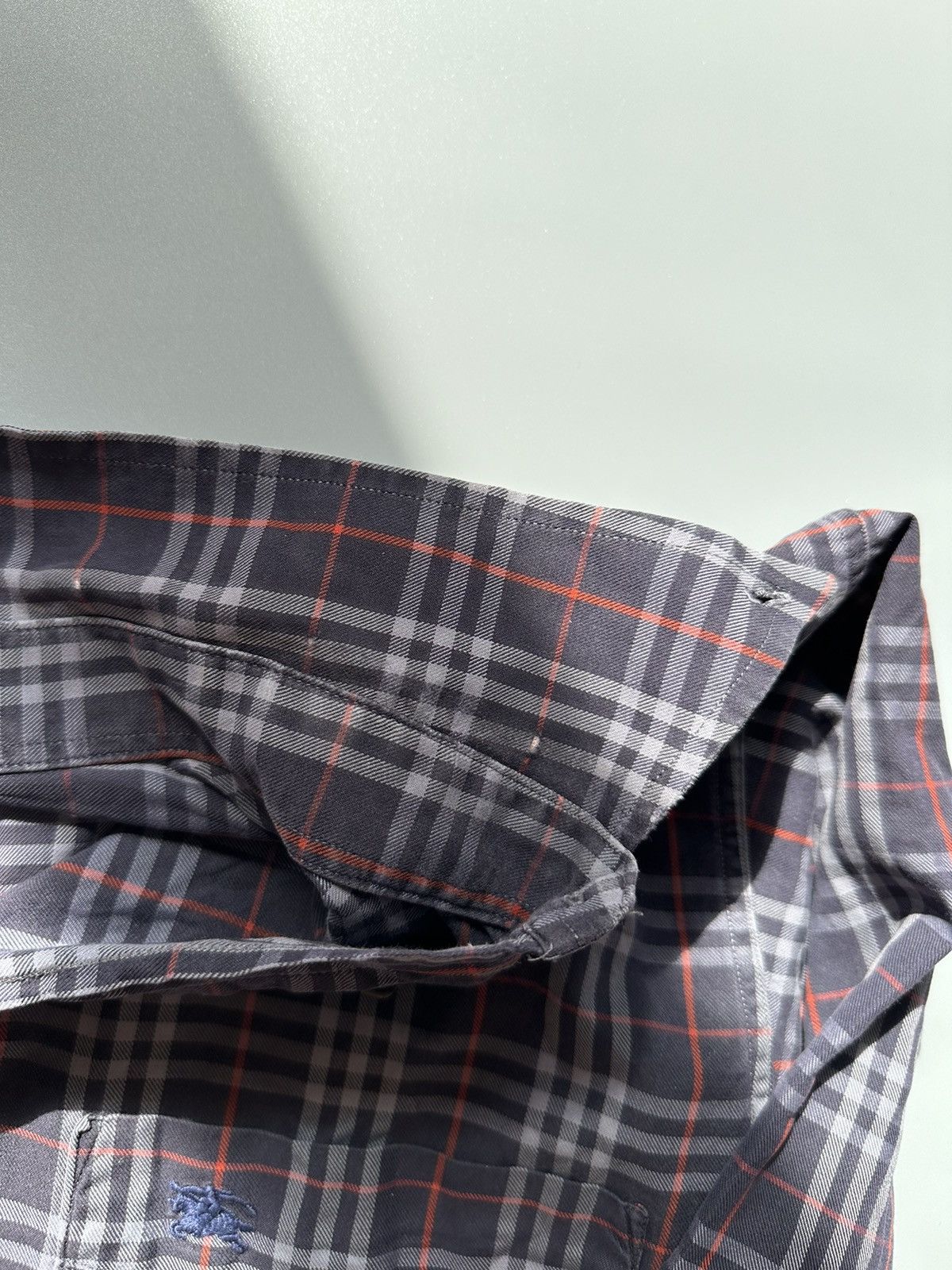 Burberry Vintage Burberry London Nova Check Plaid Shirt Button Size M Size US M / EU 48-50 / 2 - 10 Thumbnail
