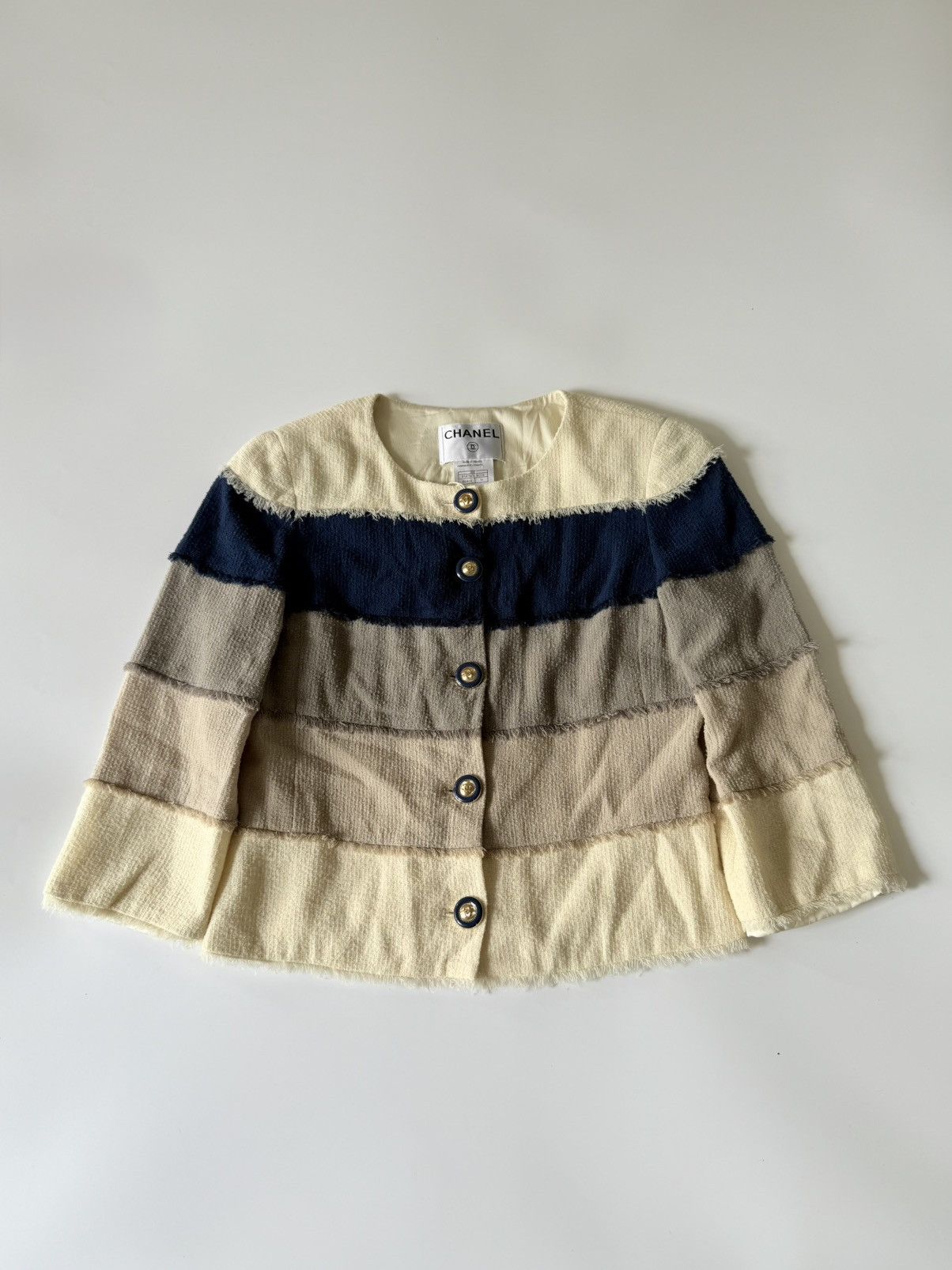 Chanel Vintage Chanel 2000’s Cruise Collection Tweed Jacket Size XS / US 0-2 / IT 36-38 - 1 Thumbnail