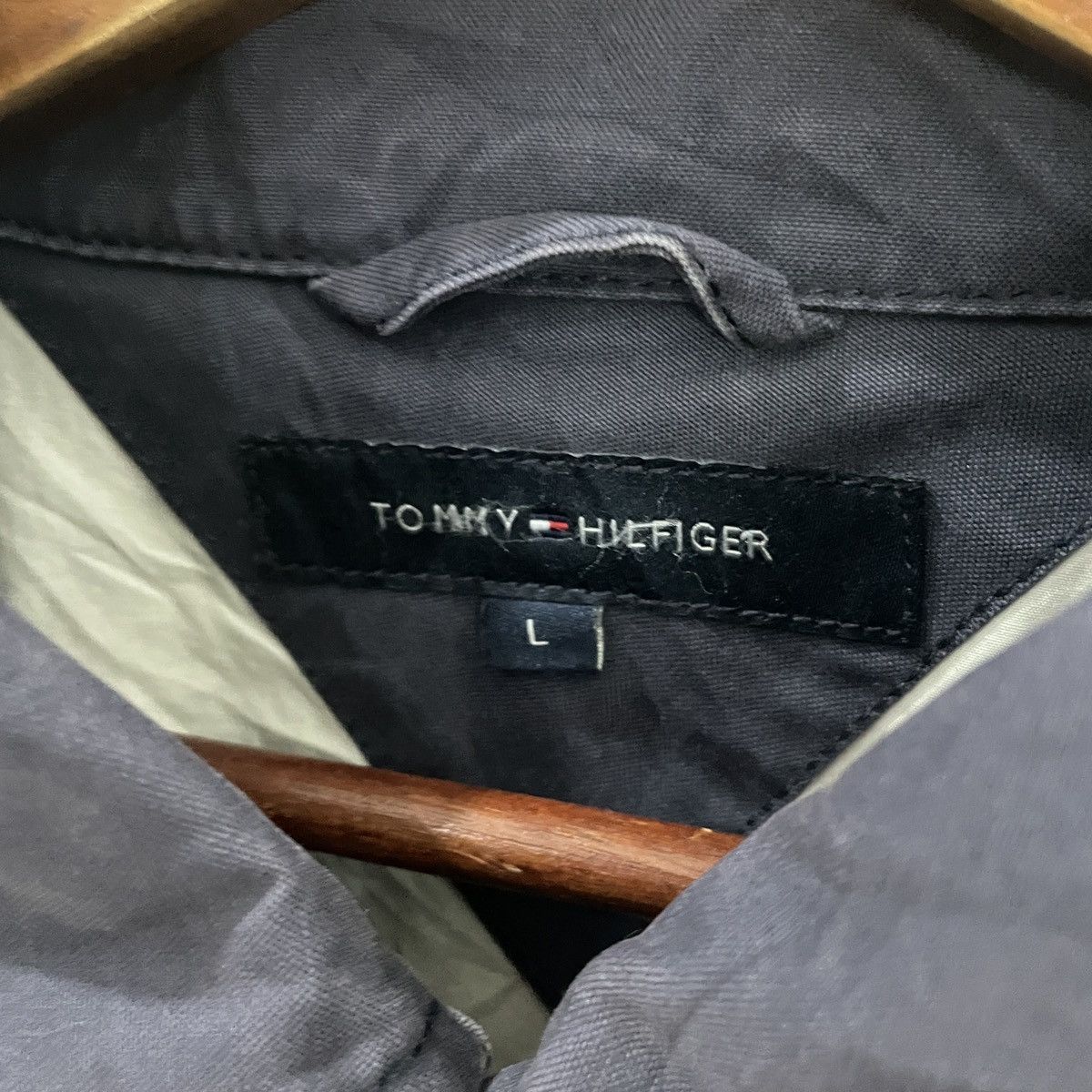 Tommy Hilfiger Vintage Tommy Hilfiger Embroidery Big Logo Jacket Size US XL / EU 56 / 4 - 5 Thumbnail