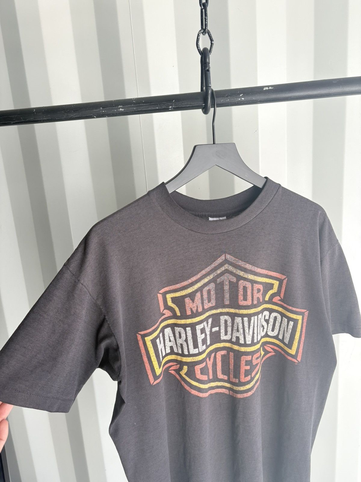 Harley Davidson Thrashed Logo Sun Faded Shirt Band Tee Erd grunge WCC Size US XL / EU 56 / 4 - 2 Thumbnail