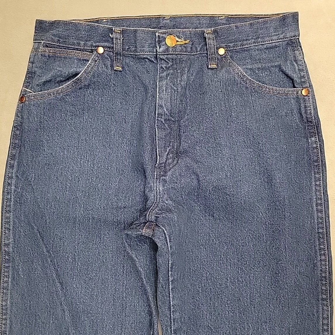 Wrangler VINTAGE Wrangler Jeans Mens 32x32 Blue Denim Cowboy Cut 100% Cotton 13MWZPW Western Size US 32 / EU 48 - 3 Thumbnail