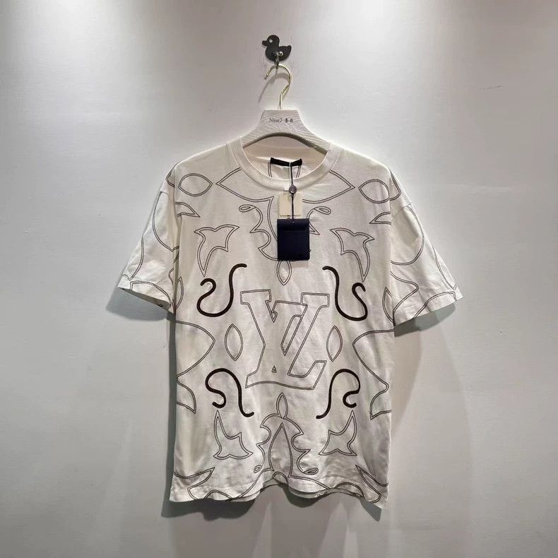 Louis Vuitton Louis Vuitton 2025 new sketch presbyopic short sleeve Size US XL / EU 56 / 4 - 1 Thumbnail