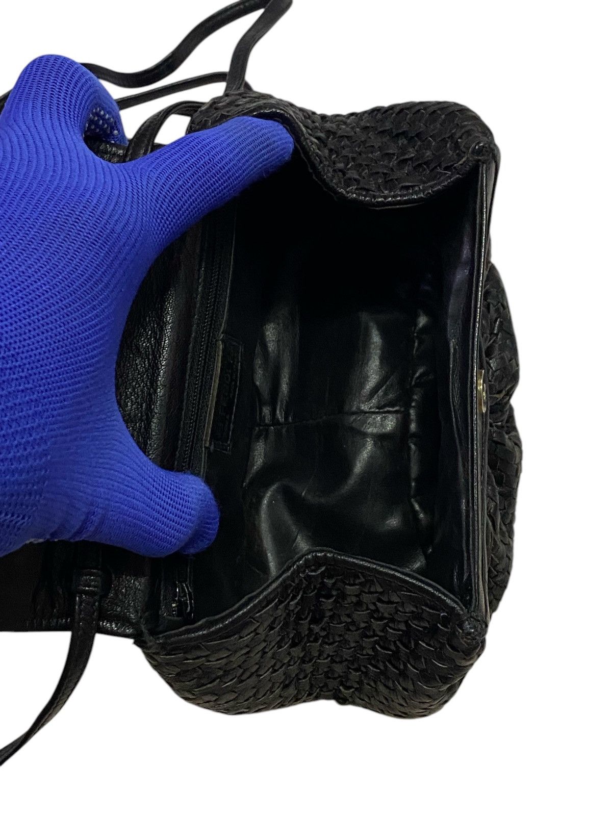 Fendi × Vintage Vintage Fendi lntrecciato Leather Mini Crossbody/Shoulder Size ONE SIZE - 18 Thumbnail