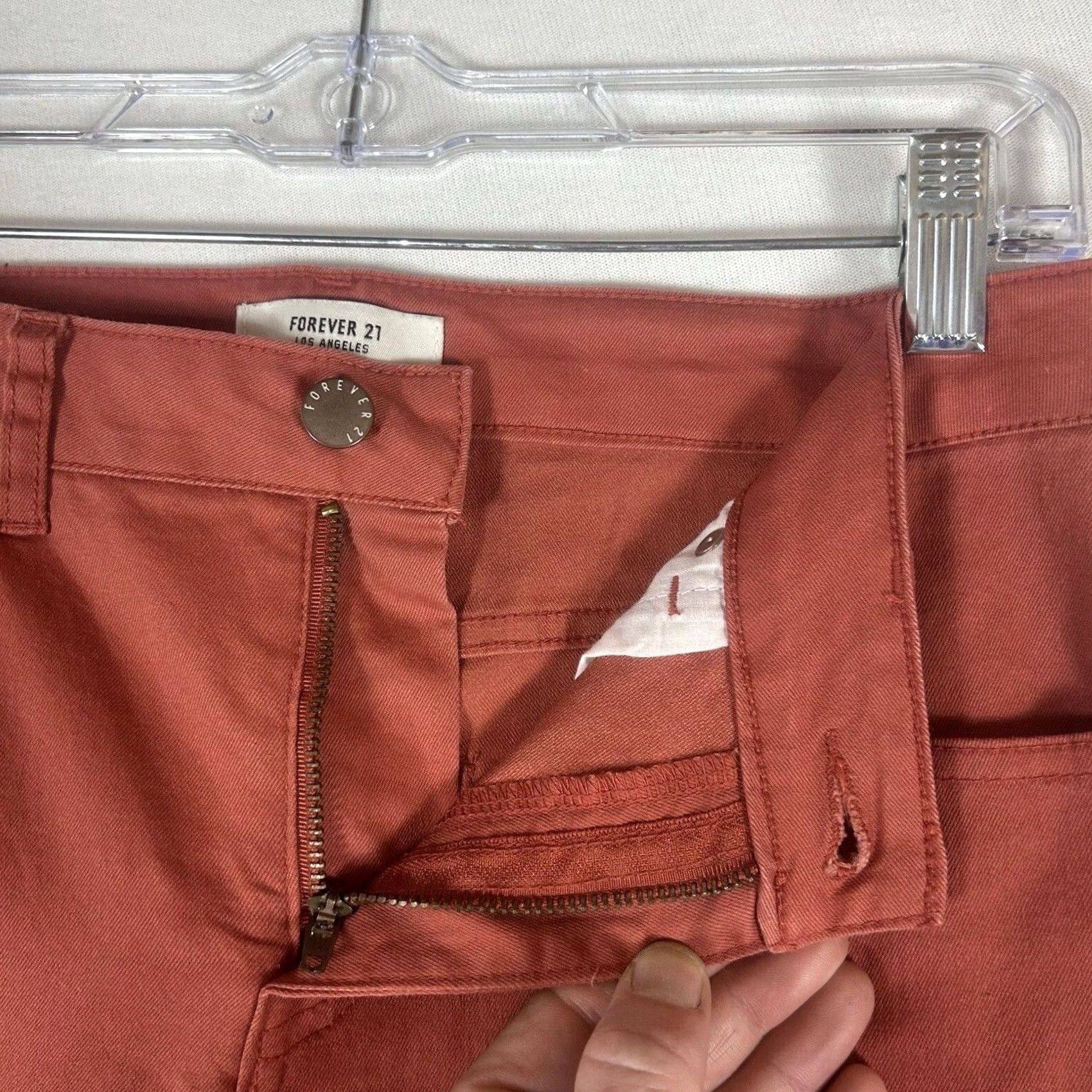 Forever 21 Forever 21 Casual Chino Pants Womens 28 Red Denim Mid Rise Medium Wash Pockets Size 28" / US 6 / IT 42 - 2 Thumbnail