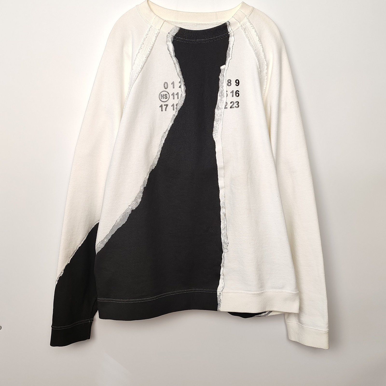 Maison Margiela Maison Margiela Contrast Panel Sweatshirt Size 46 Size US S / EU 44-46 / 1 - 1 Thumbnail