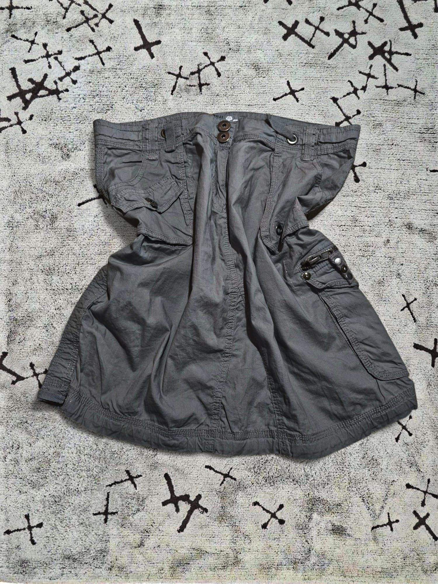 Other 00s japan style cargo miniskirt metal studded hardwear Size 31" - 1 Thumbnail