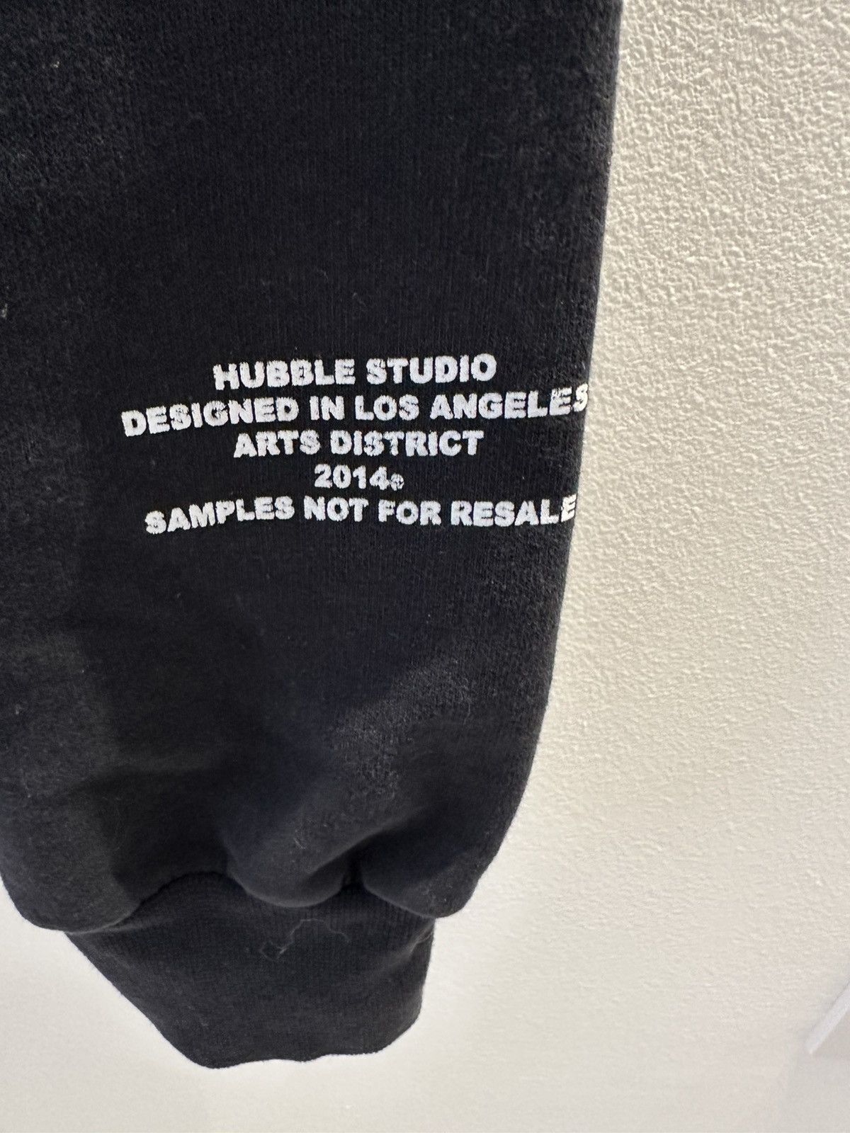 Other Vintage 2014 Hubble Studio Sweatshirt Size Large Size US L / EU 52-54 / 3 - 5 Thumbnail