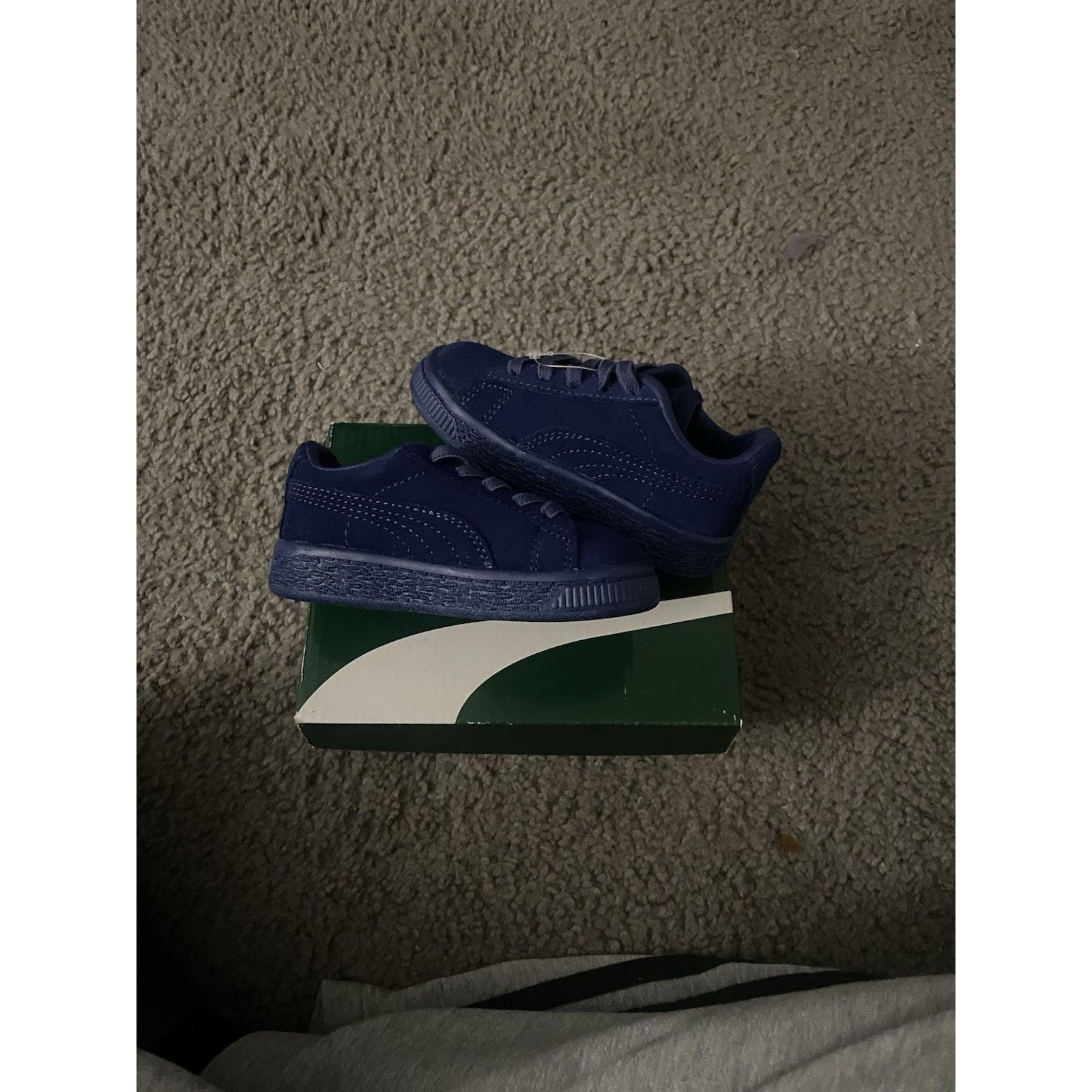 Puma Size 5c- Puma Kids Blue Classic Suede Sneakers Shoes Size US 5 / EU 37 - 3 Thumbnail