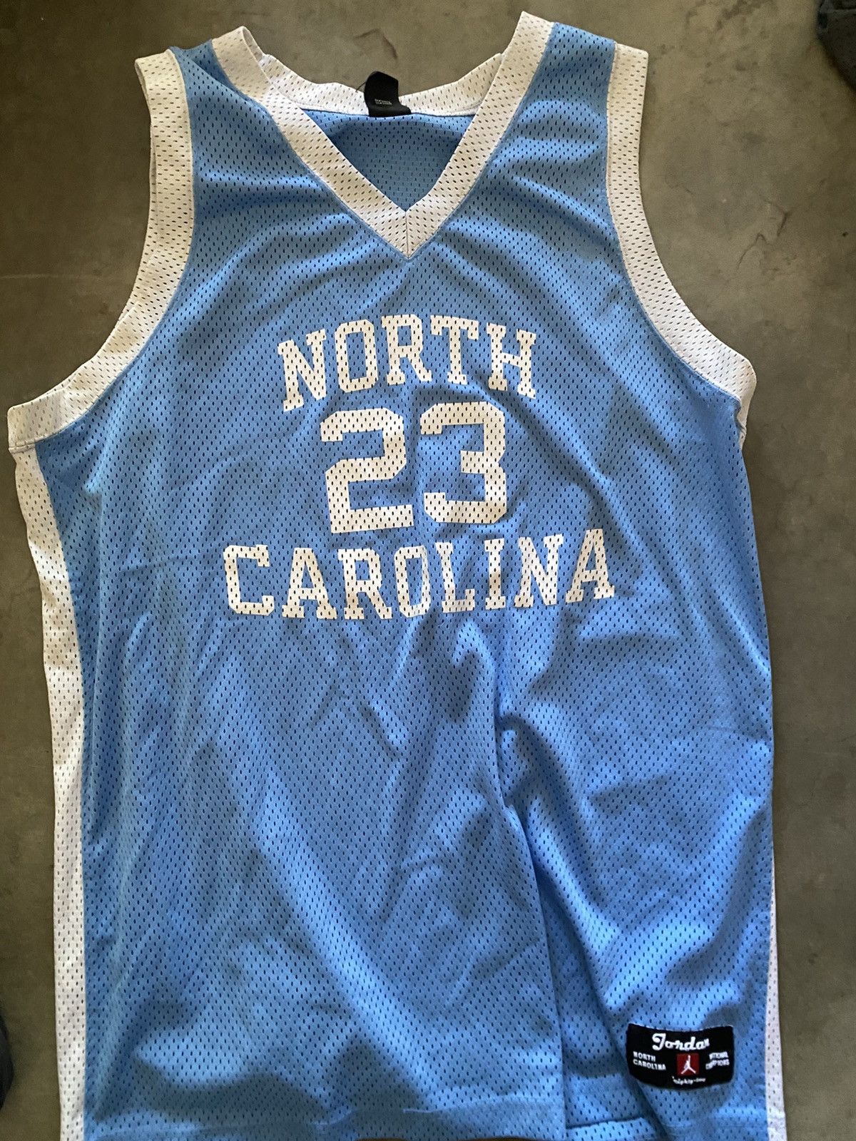 Jordan Brand Vintage Michael Jordan UNC Tar Heels College Jersey Size US XXL / EU 58 / 5 - 1 Thumbnail