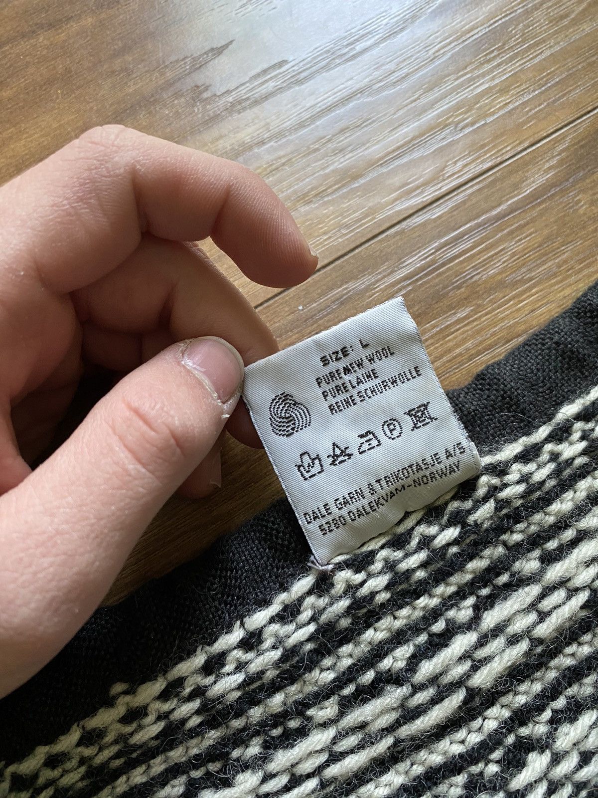Coogi × Dale Of Norway × Vintage Dale Of Norway Vintage Wool Sweater Size US L / EU 52-54 / 3 - 4 Thumbnail