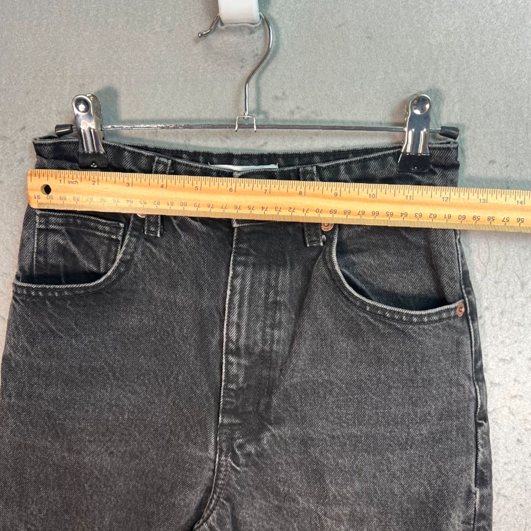 Zara VINTAGE Zara Jeans Women/Adult 2 Black High-Waist Cropped Frayed Hem Straight Leg Denim Denim Jeans 26in Inseam 24in Waist Womens Size 26" / US 2 / IT 38 - 4 Thumbnail