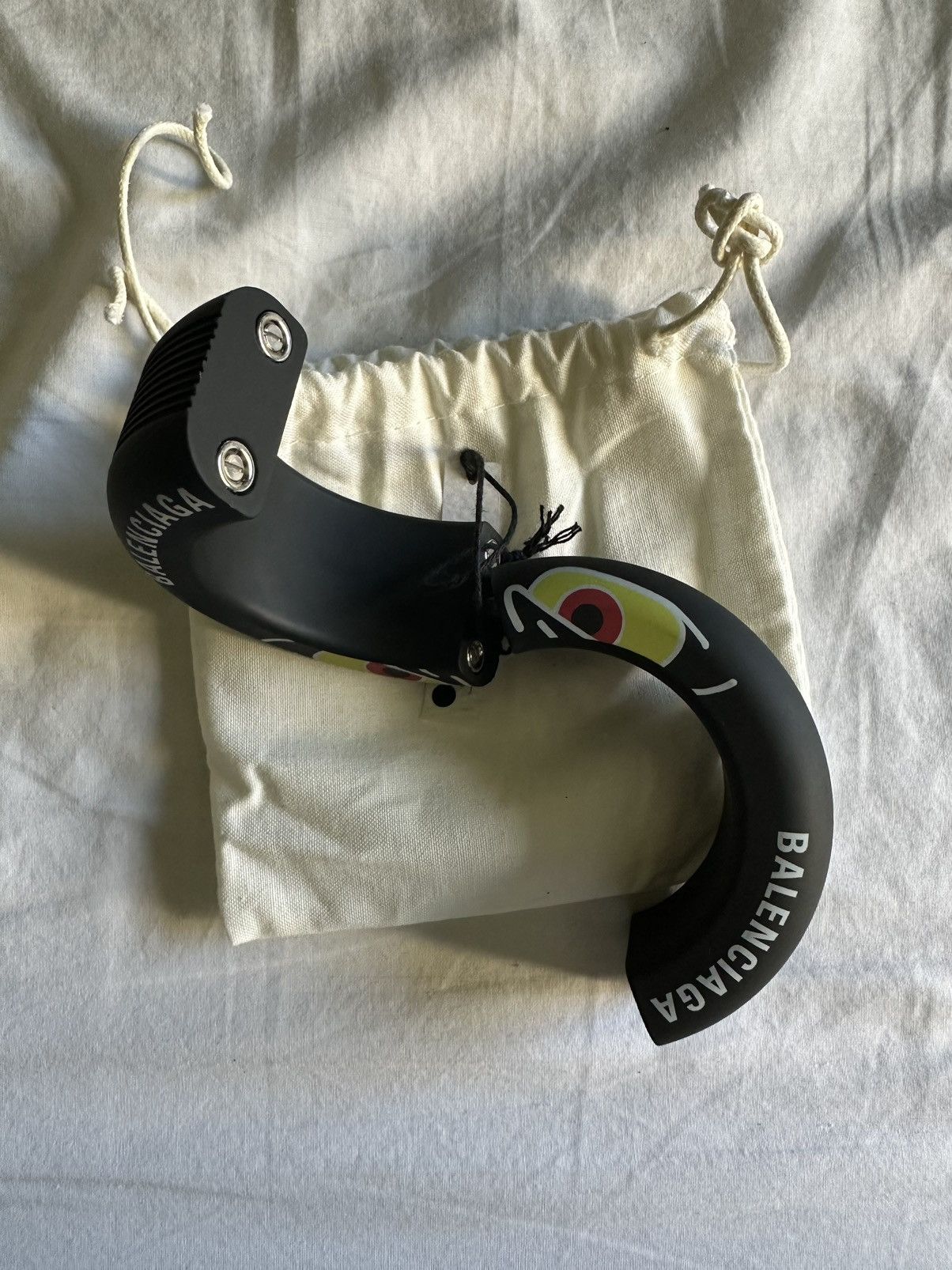 Balenciaga Balenciaga unreleased skateboard wheel bracelet Size ONE SIZE - 4 Thumbnail