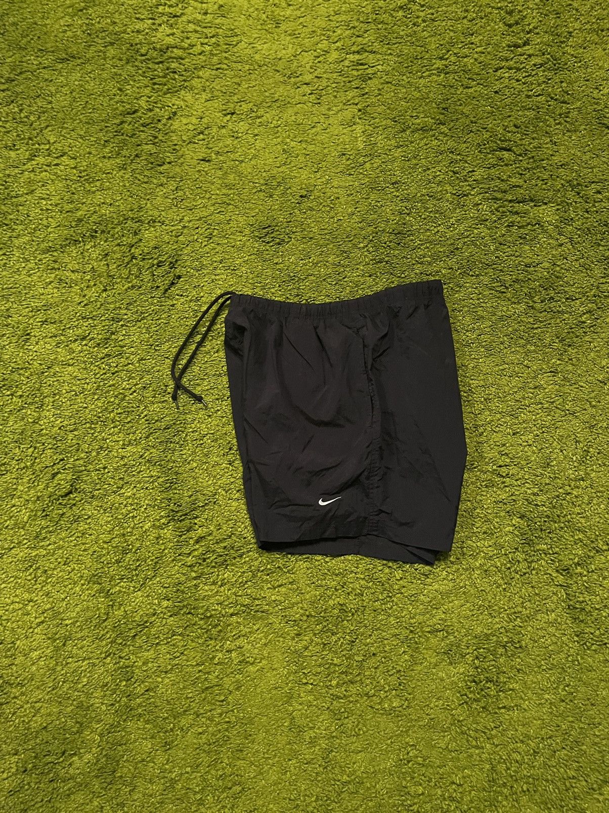 Nike × Vintage Nike 2000s vintage swoosh logo nylon black shorts Size US 34 / EU 50 - 2 Thumbnail
