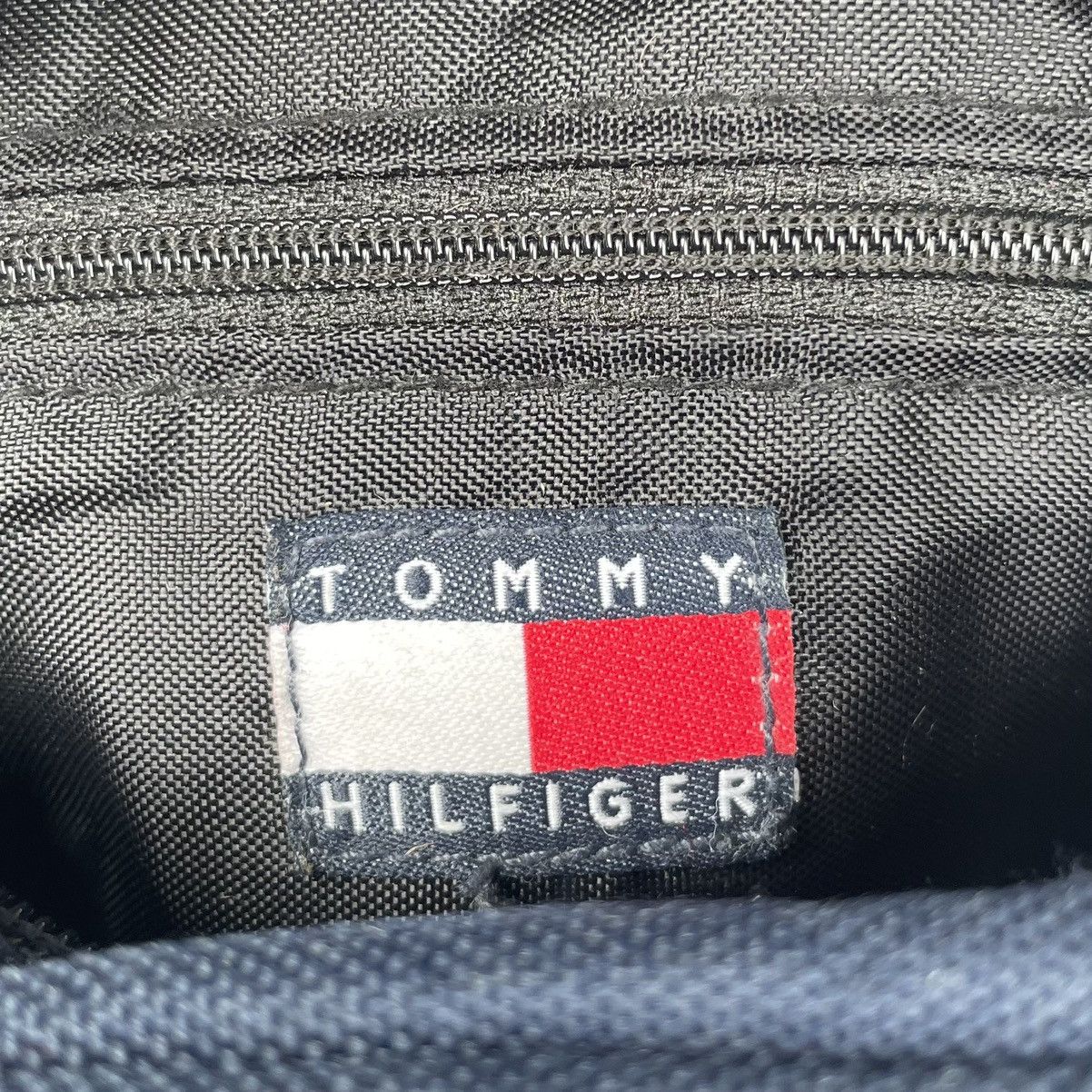Tommy Hilfiger × Vintage Tommy Hilfiger Small Logo Blue Crossbody Size ONE SIZE - 9 Thumbnail