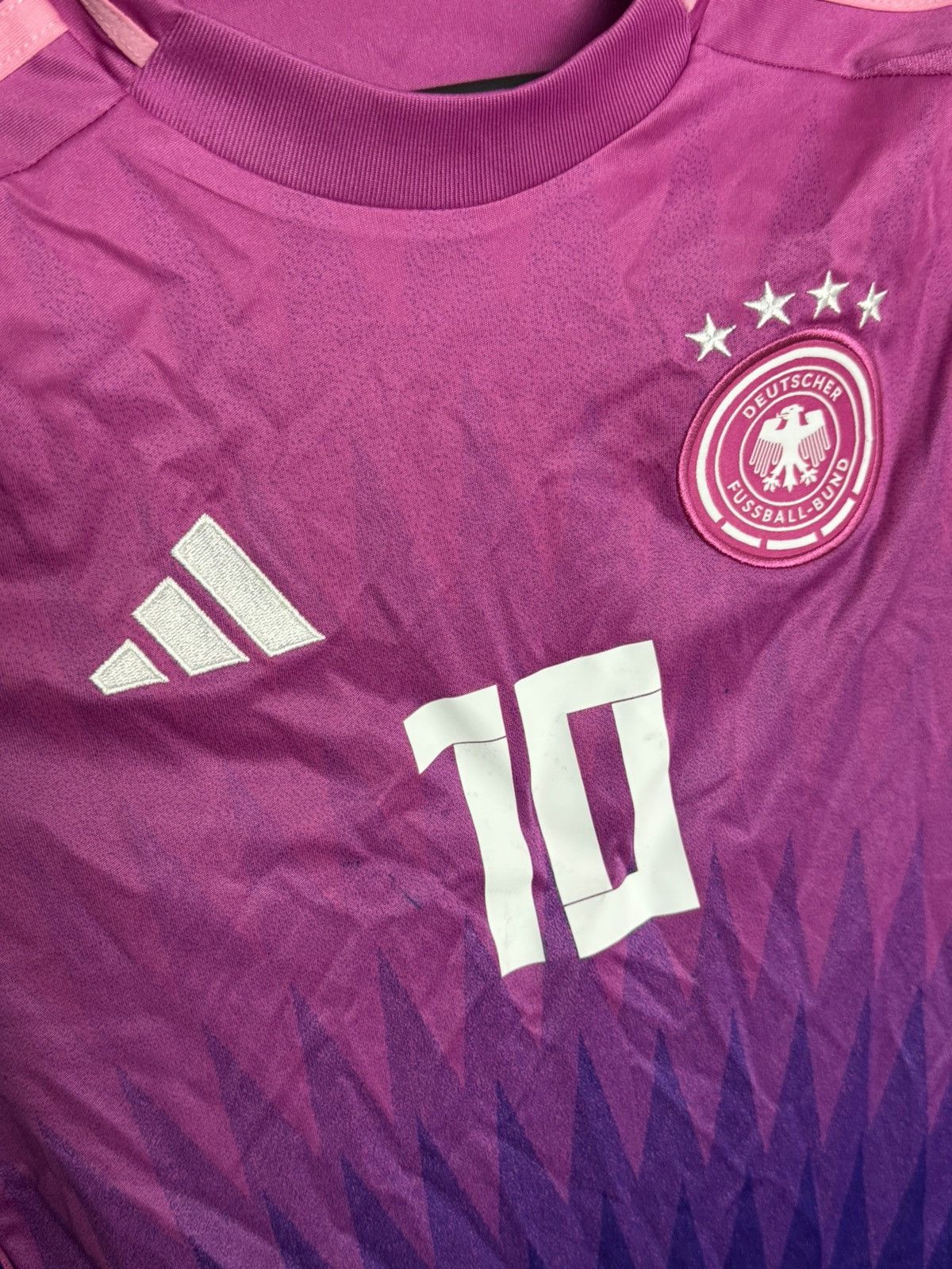Adidas KIDS Germany 24/25 Away Football Jersey T-Shirt Size US XS / EU 42 / 0 - 3 Thumbnail