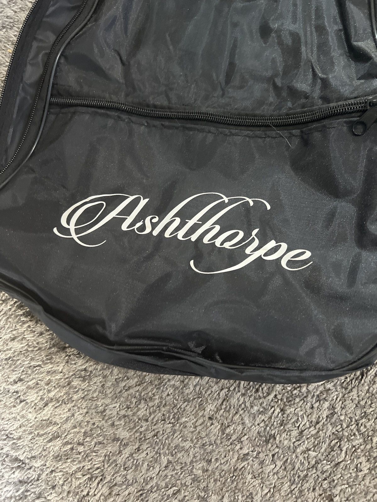 Hypebeast Ashthorpe B21 Acoustic Guitar Size ONE SIZE - 2 Thumbnail