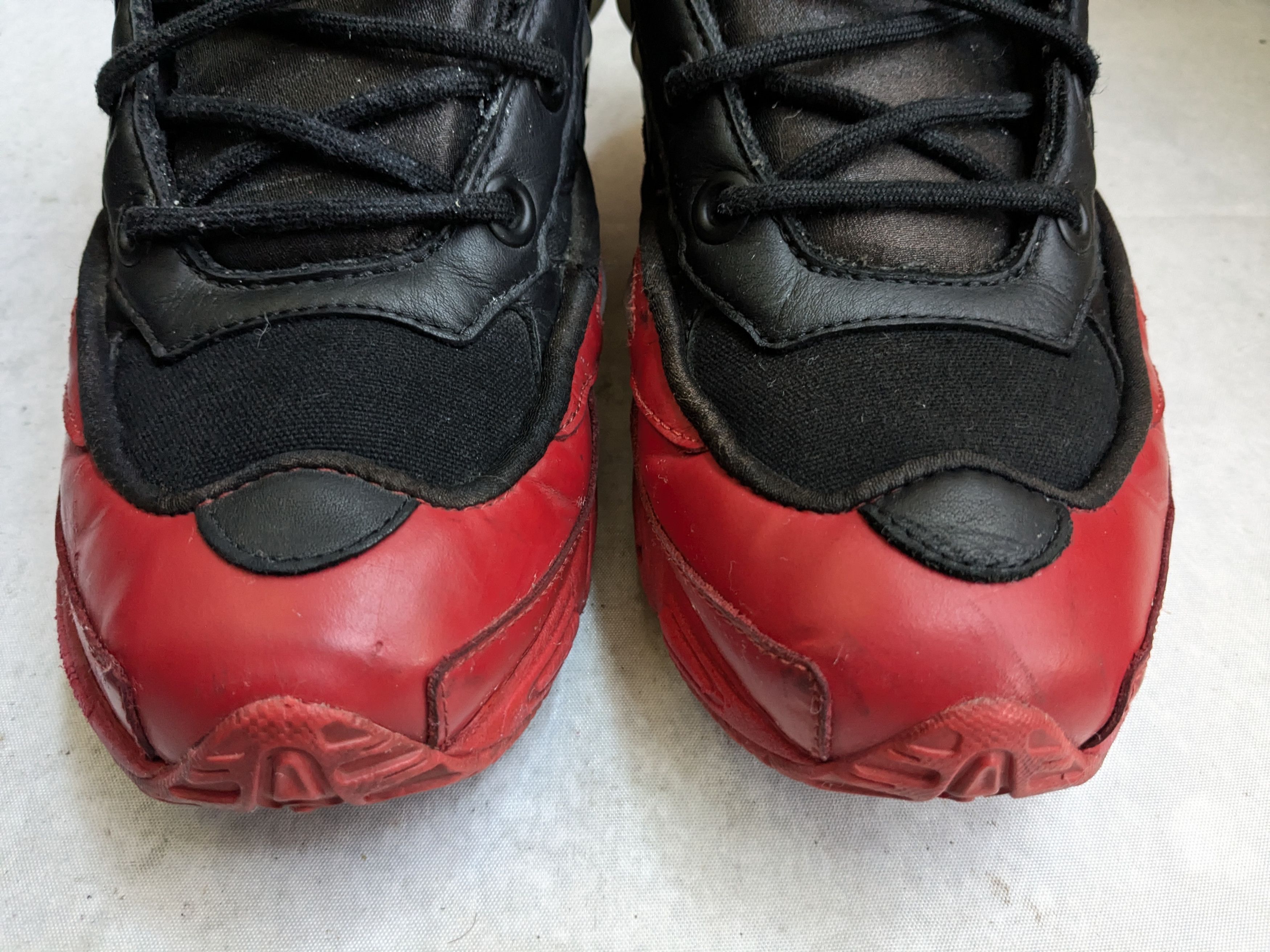 Raf Simons Adidas Raf Simons Ozweego 3 Black Scarlet Red DA8775 9.5 Size US 9.5 / EU 42-43 - 4 Thumbnail