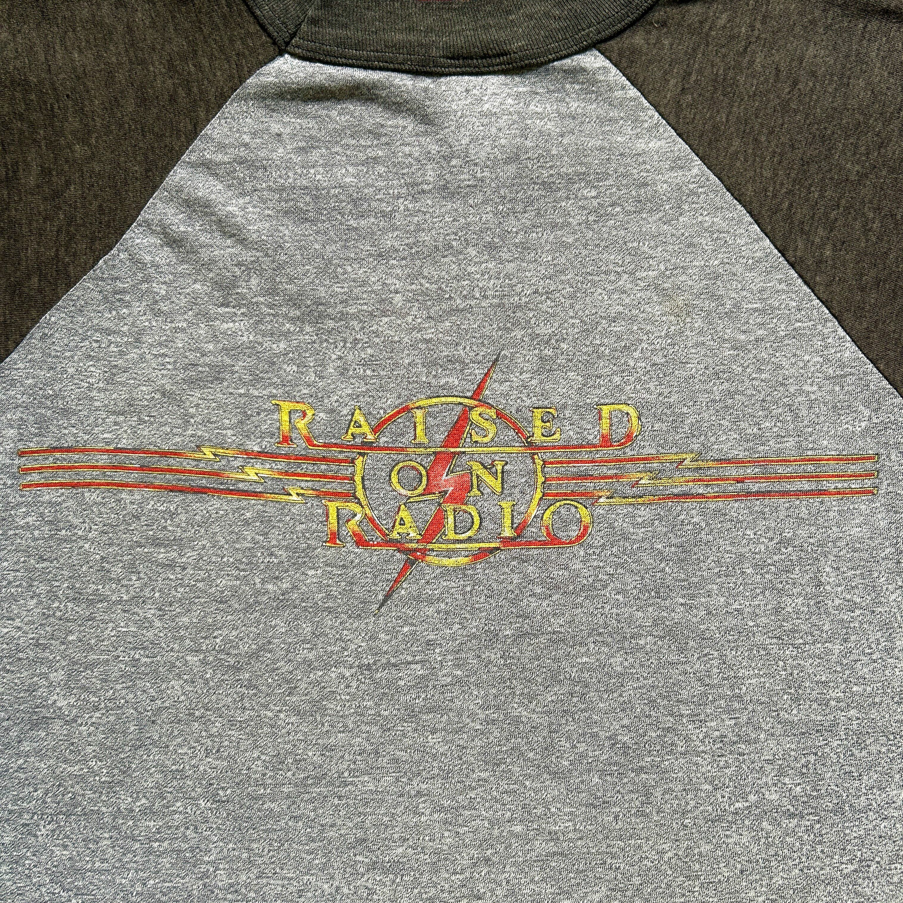 Vintage Vintage 1986 Journey "Raised On Radio" Raglan Band Tee Size US L / EU 52-54 / 3 - 6 Thumbnail
