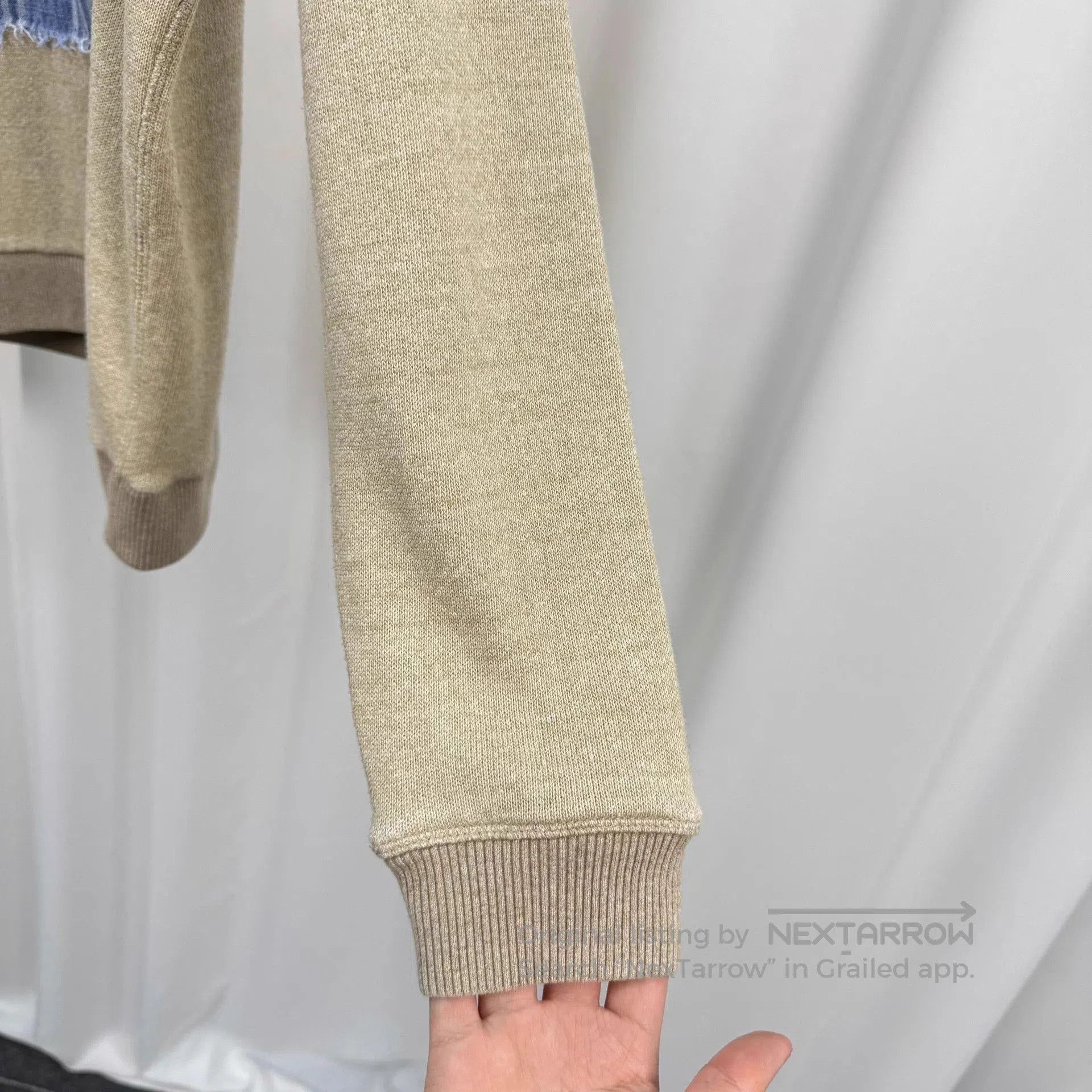 Loewe Beige Sweatshirt with Floral Patch Design - Size M. Size US M / EU 48-50 / 2 - 4 Thumbnail