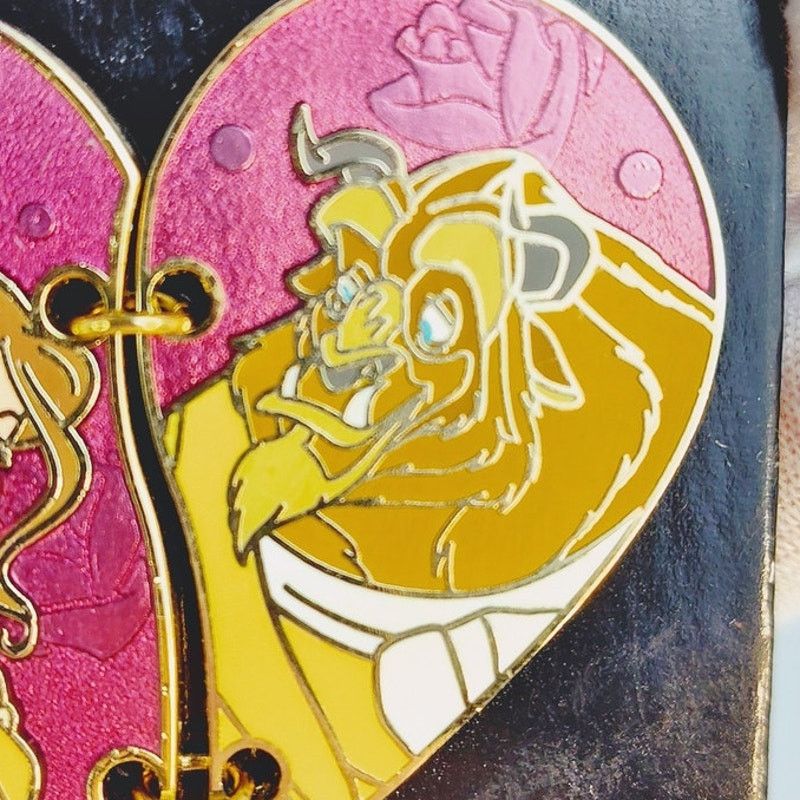 Disney Disney Beauty & The Beast Two Piece Heart Pin 2016 NIP Size ONE SIZE - 5 Thumbnail