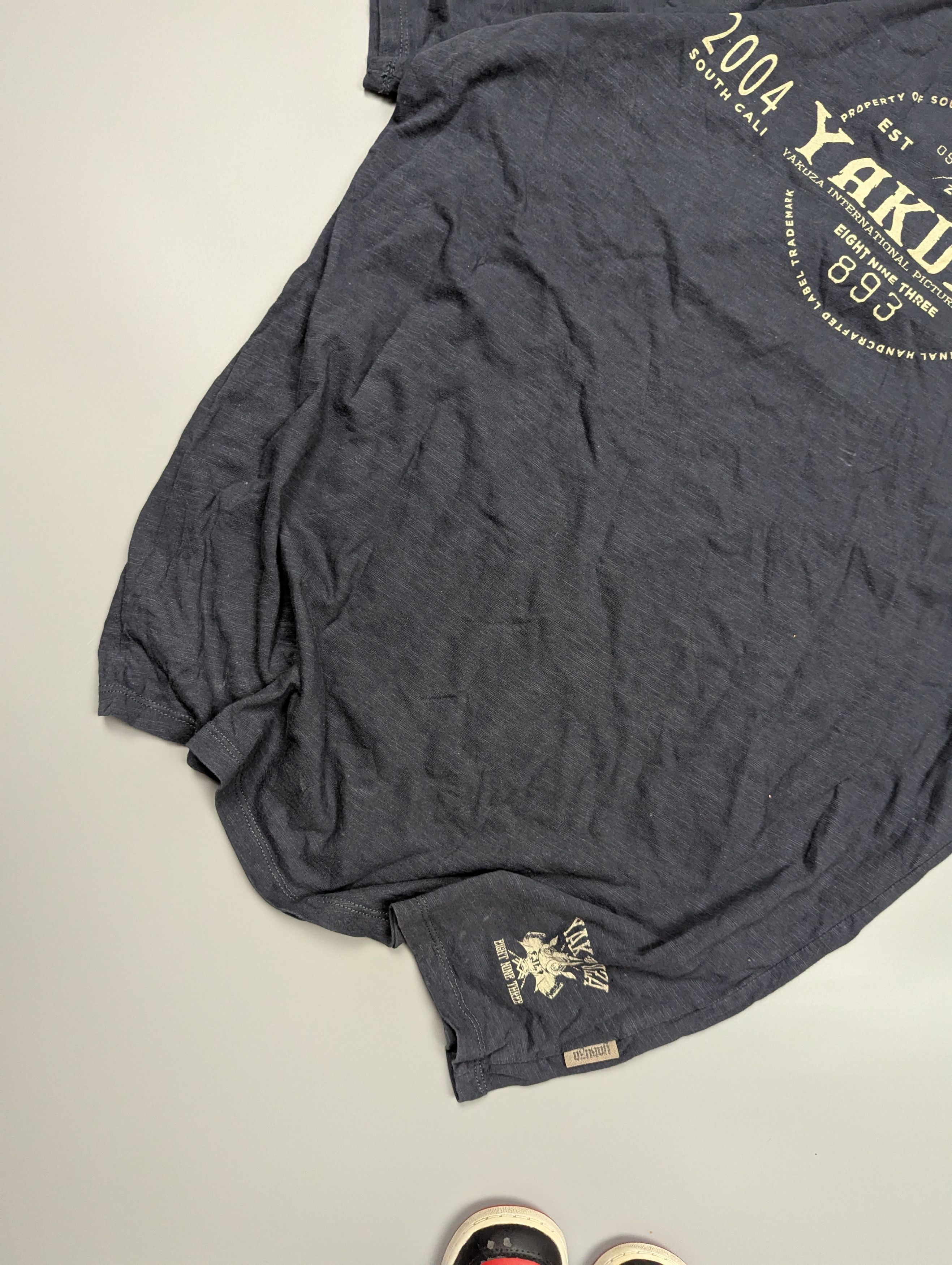Japanese Brand × Vintage Yakuza Skull Graphic T-Shirt Size L Grunge Rare Streetwear Size US L / EU 52-54 / 3 - 7 Thumbnail