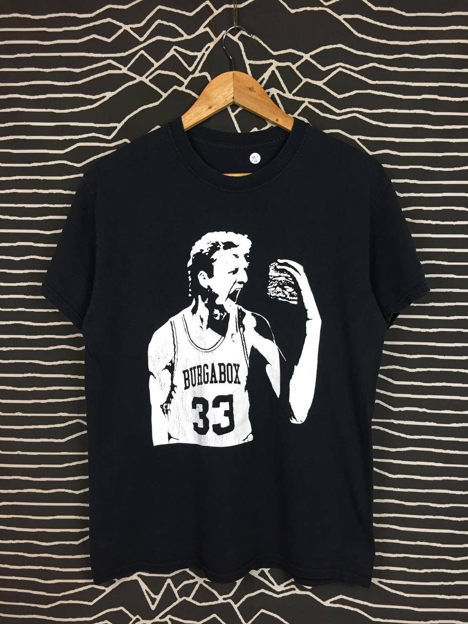 NBA × Vintage Larry Bird Burgabox Boston Burger Company Promo Tee Size US M / EU 48-50 / 2 - 1 Thumbnail