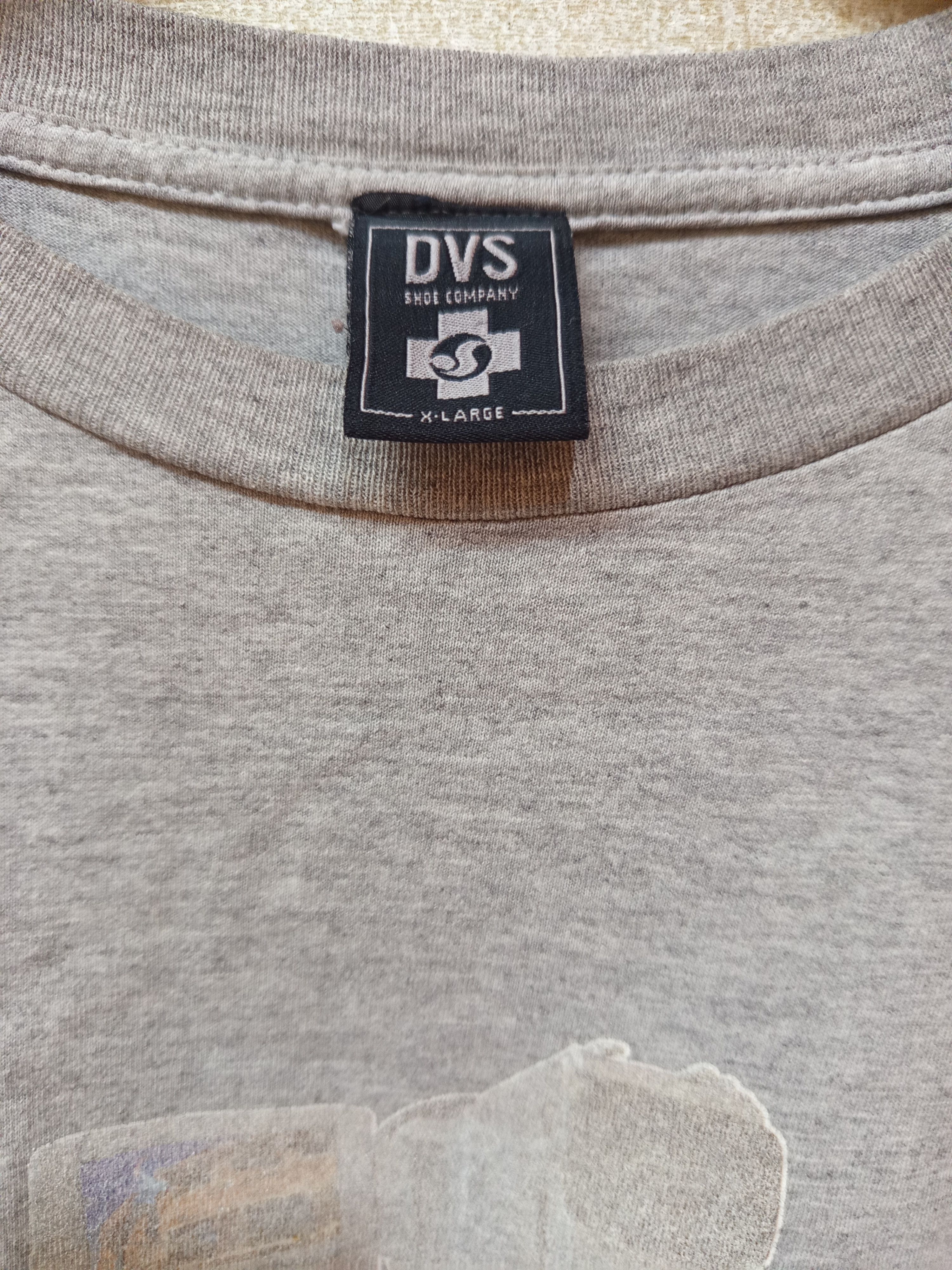 DVS Vintage DVS Shoe Company T-Shirt Made in USA Size US XL / EU 56 / 4 - 7 Thumbnail