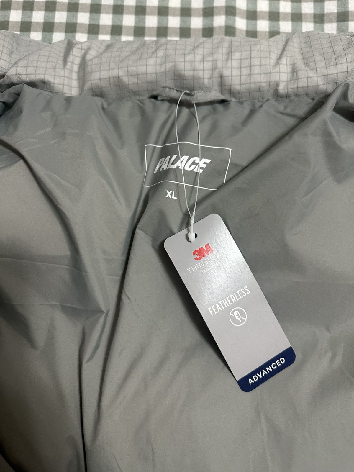 Palace Palace Ripstop Puffer Concrete Grey Size US XL / EU 56 / 4 - 3 Thumbnail
