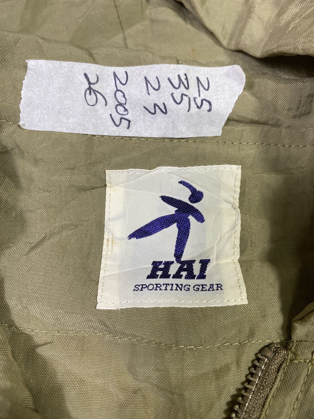 Hai Sporting Gear Hai sporting gear sweater hoodie size xl big logo Size US XL / EU 56 / 4 - 5 Thumbnail