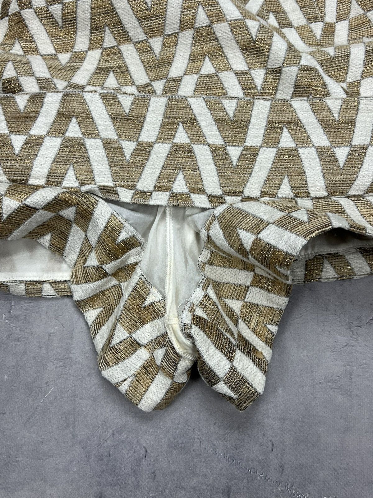 Valentino Valentino VLOGO Gold White Monogram Mini Skirt Skort Sz 42 Size 28" / US 6 / IT 42 - 12 Thumbnail