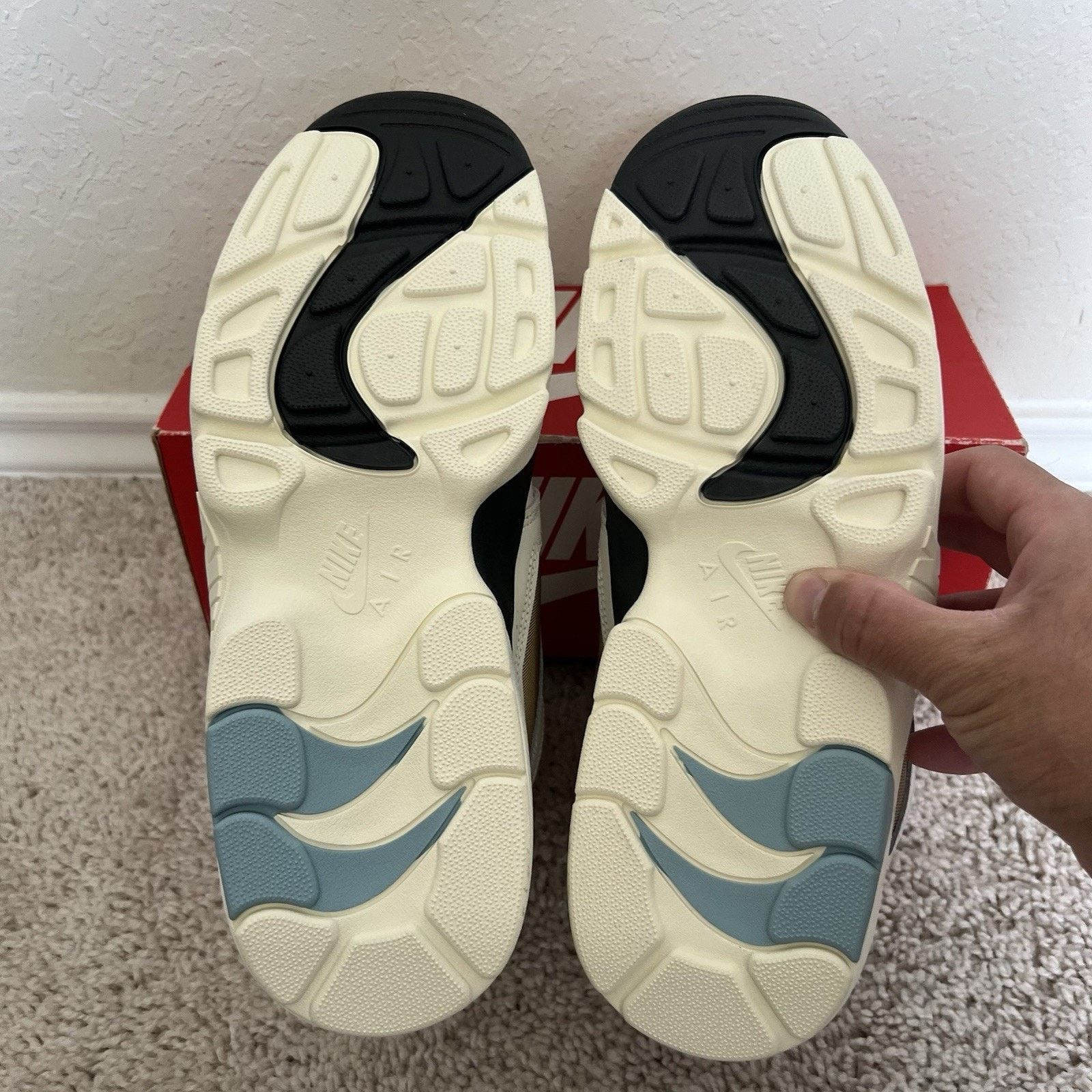 Nike Nike Air Diamond Turf Must Be The Money Sail Coconut Size 11 Size US 11 / EU 44 - 8 Thumbnail