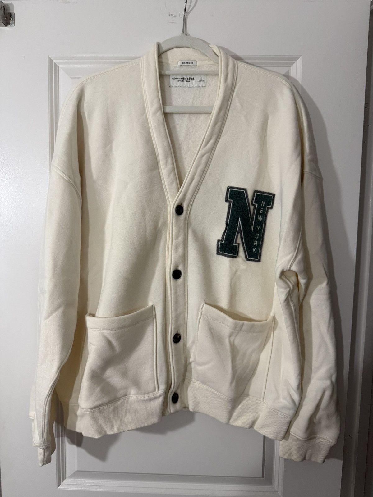 Abercrombie & Fitch Abercrombie Varsity Cardigan Size US L / EU 52-54 / 3 - 1 Thumbnail