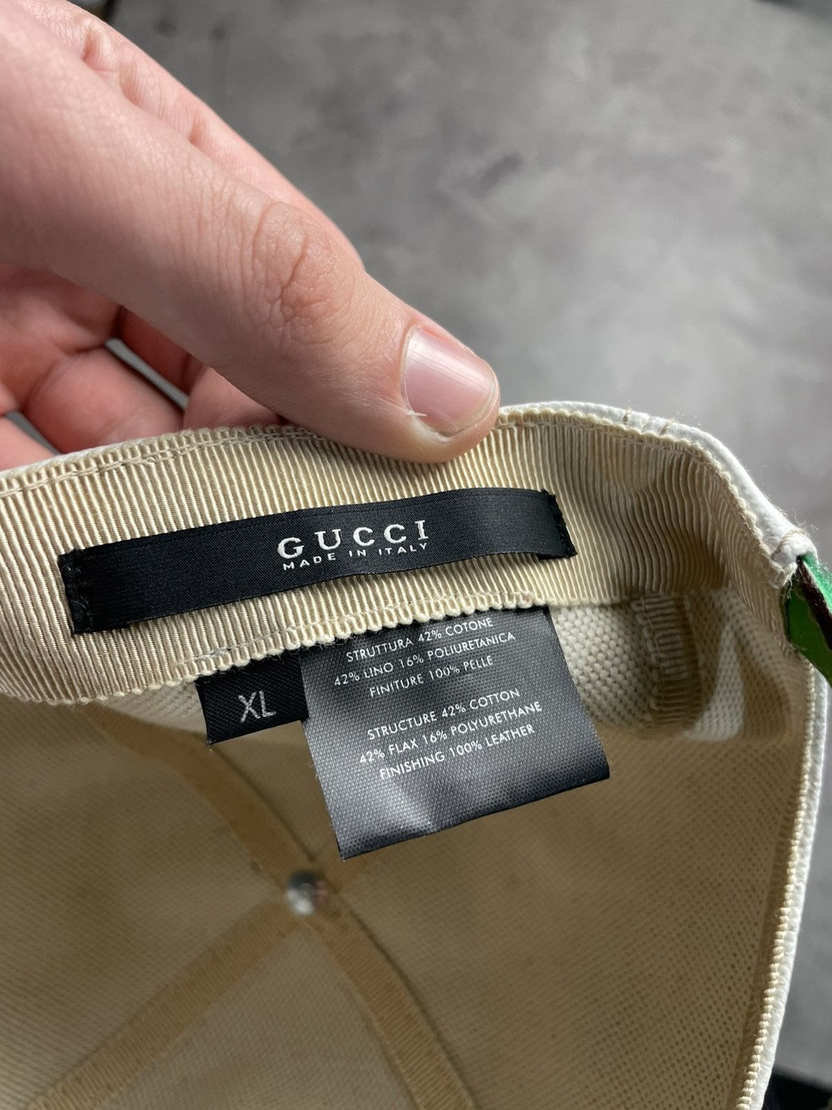 Gucci Authentic Gucci monogram leather cap Size ONE SIZE - 8 Thumbnail