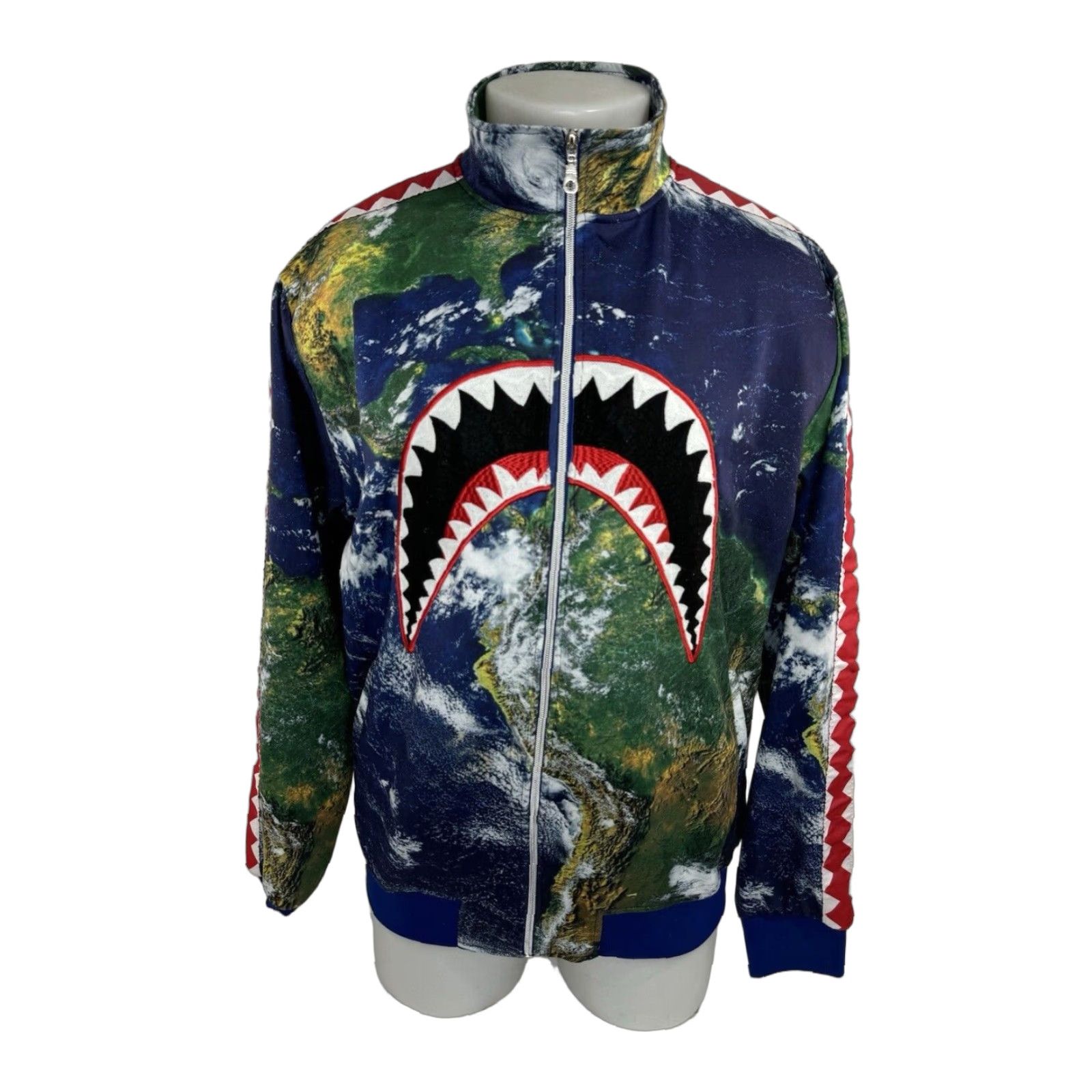 Hudson HUDSON SHARK ATTACK JAWS TEETH Earth Globe Zip Mens L Track Jacket EXCELLENT Size US L / EU 52-54 / 3 - 1 Thumbnail
