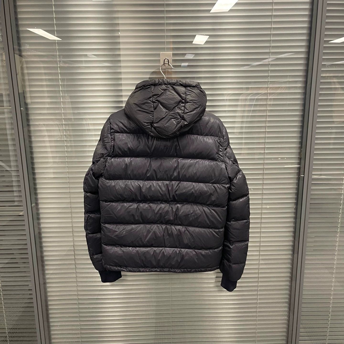 Moncler Moncler Demar colorblocked double pocket puffer SZ2 Size US S / EU 44-46 / 1 - 2 Thumbnail