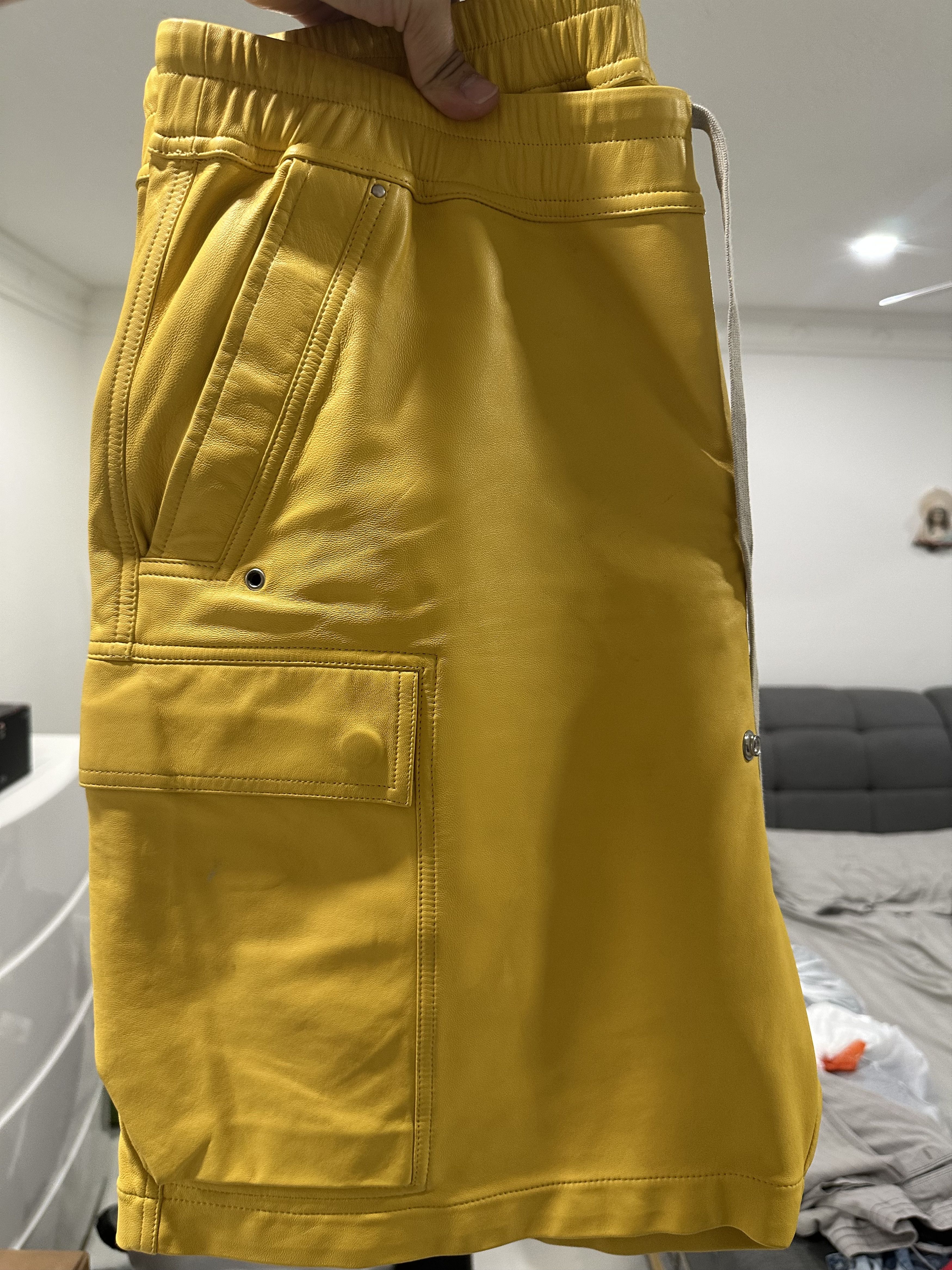 Rick Owens Rick Owens Lemon Cargobela Leather Shorts Size US 38 / EU 54 - 7 Thumbnail